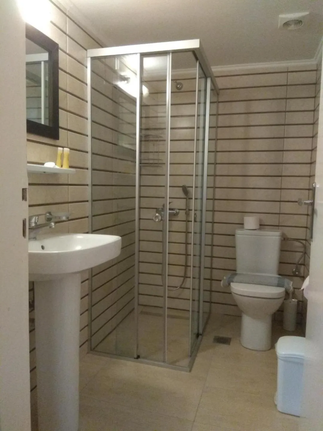 Bathroom in Sea Front Old Town