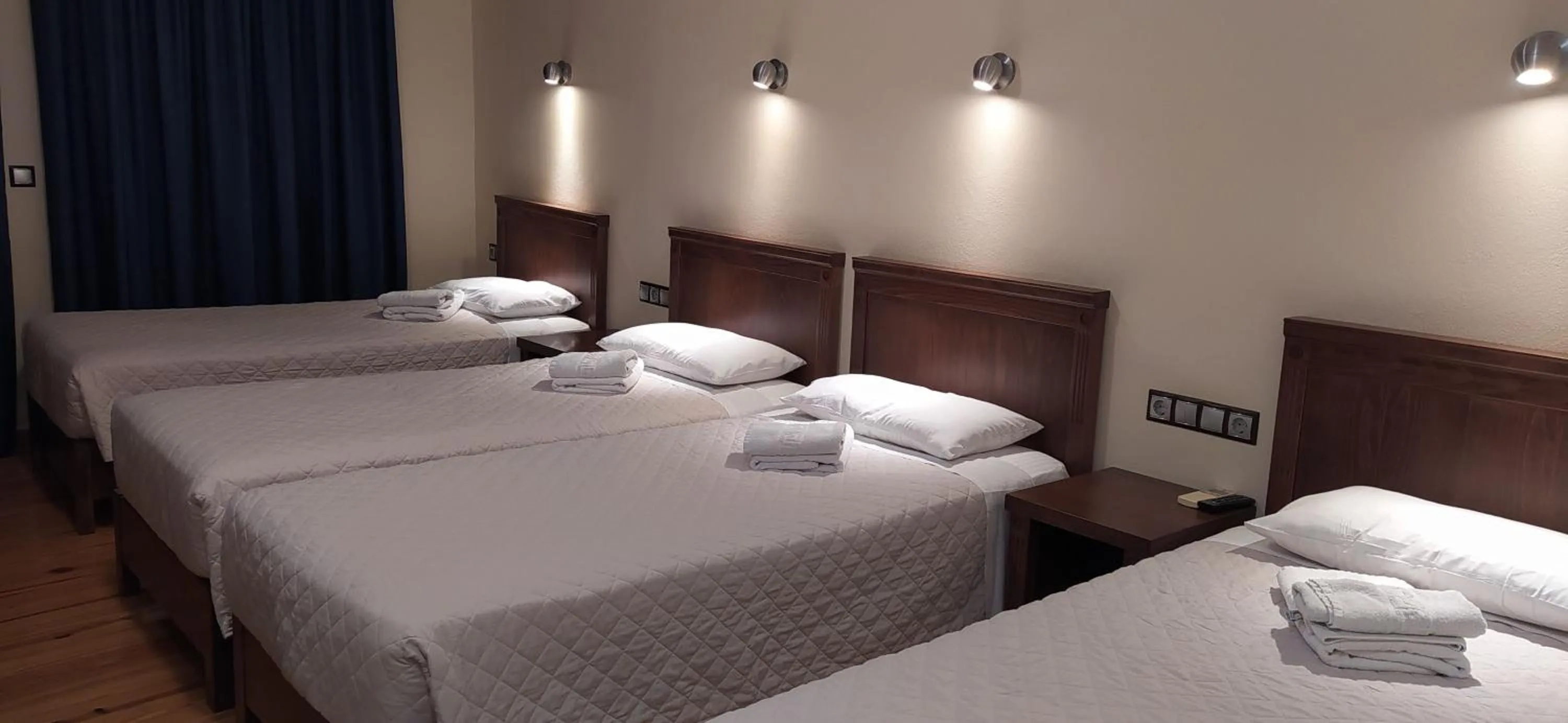 Bed in Sea Front Old Town