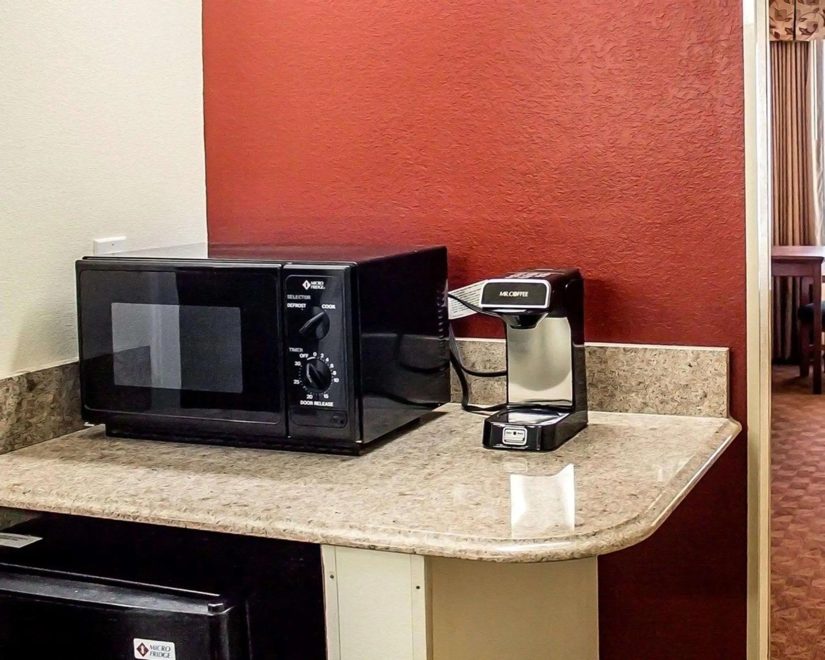 Bedroom in Quality Inn