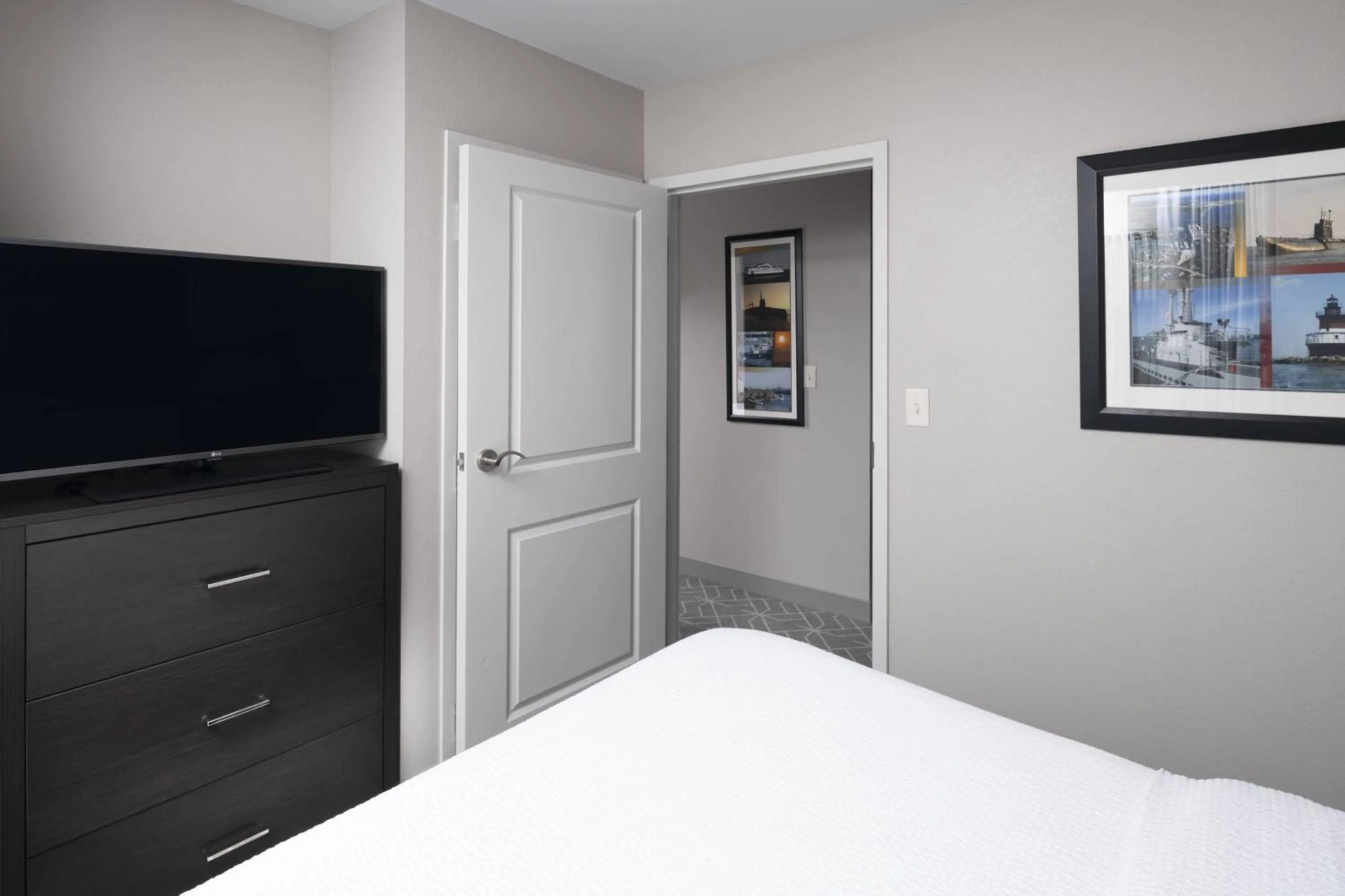 Bedroom, Bed in TownePlace Suites by Marriott Providence North Kingstown