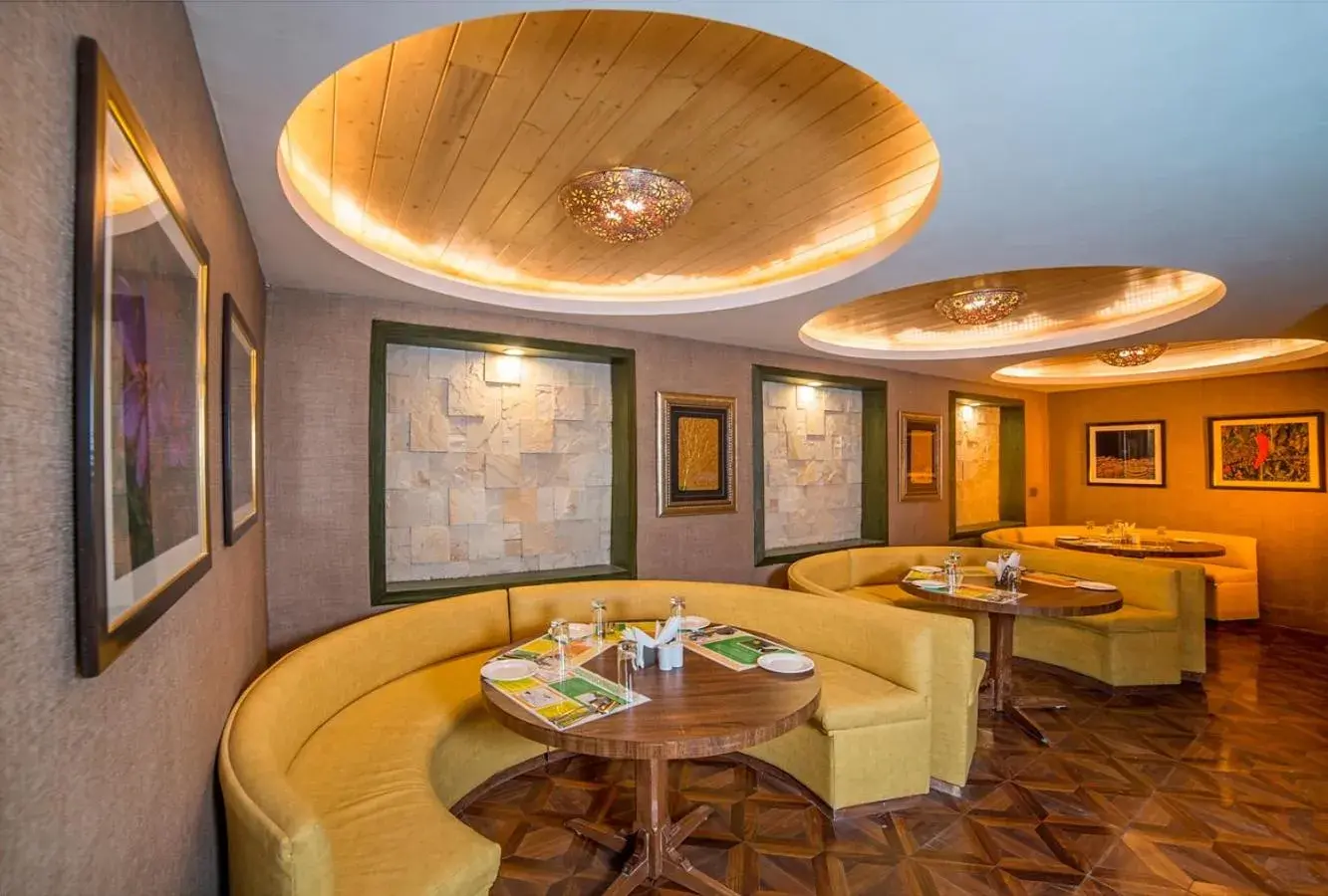 Buffet breakfast in Lemon Tree Hotel Srinagar Buffet breakfast in Lemon Tree Hotel Srinagar