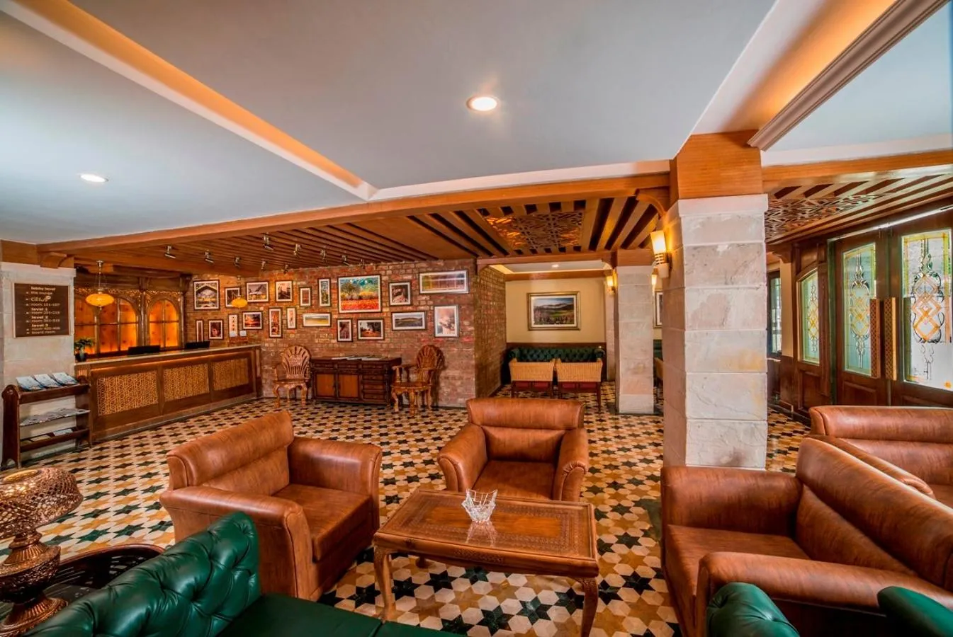 Lobby or reception in Lemon Tree Hotel Srinagar