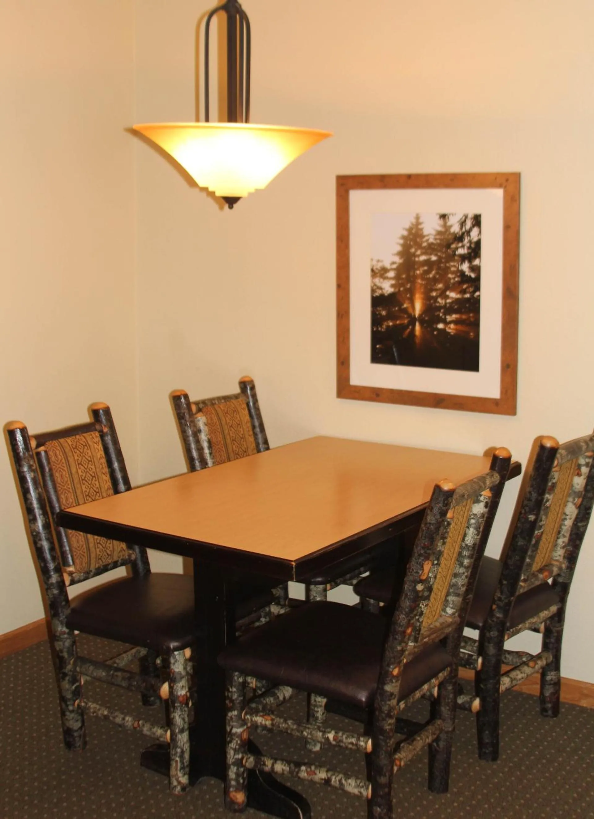 Dining area in Stoneridge Resort