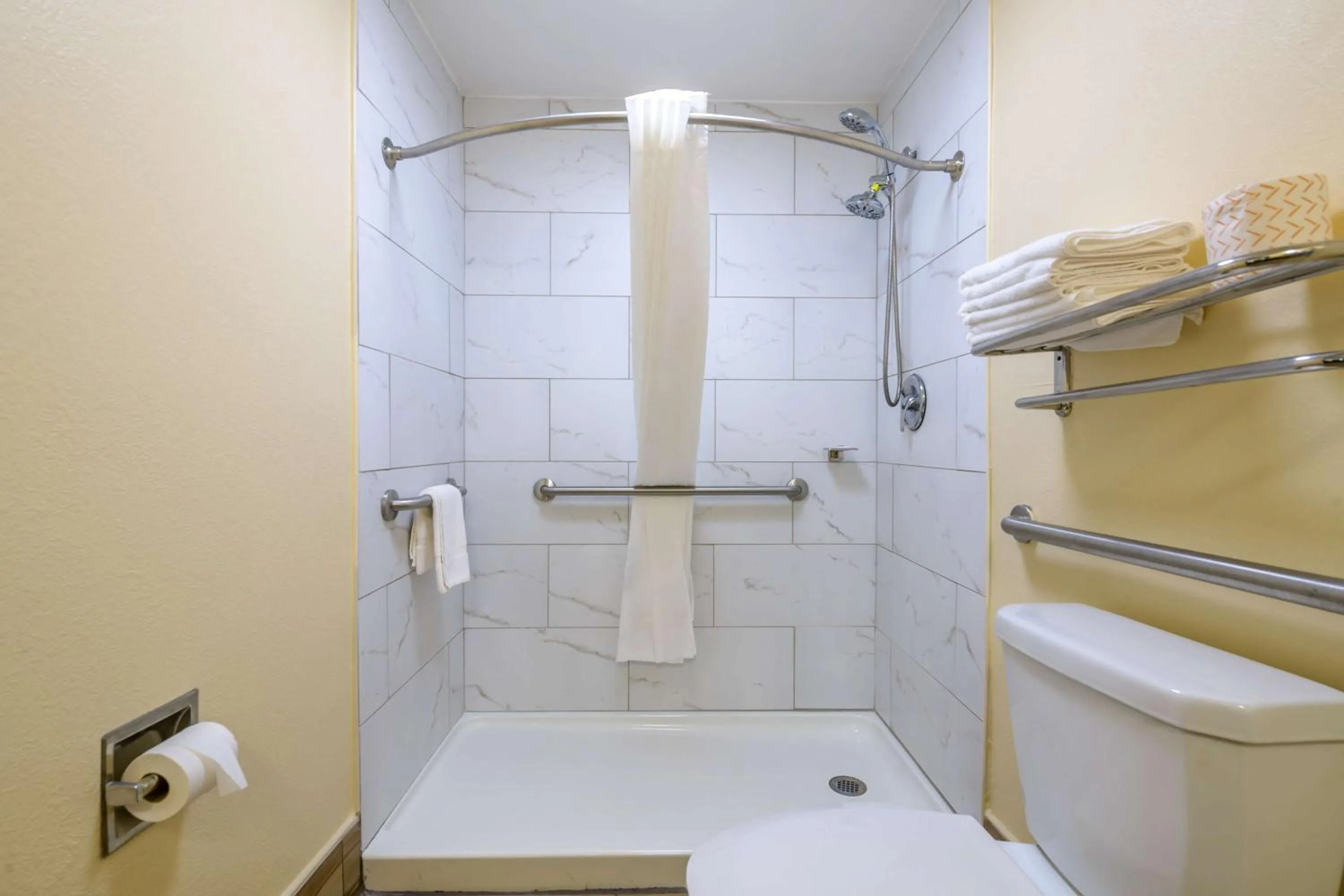 Bathroom in Super 8 by Wyndham Forsyth