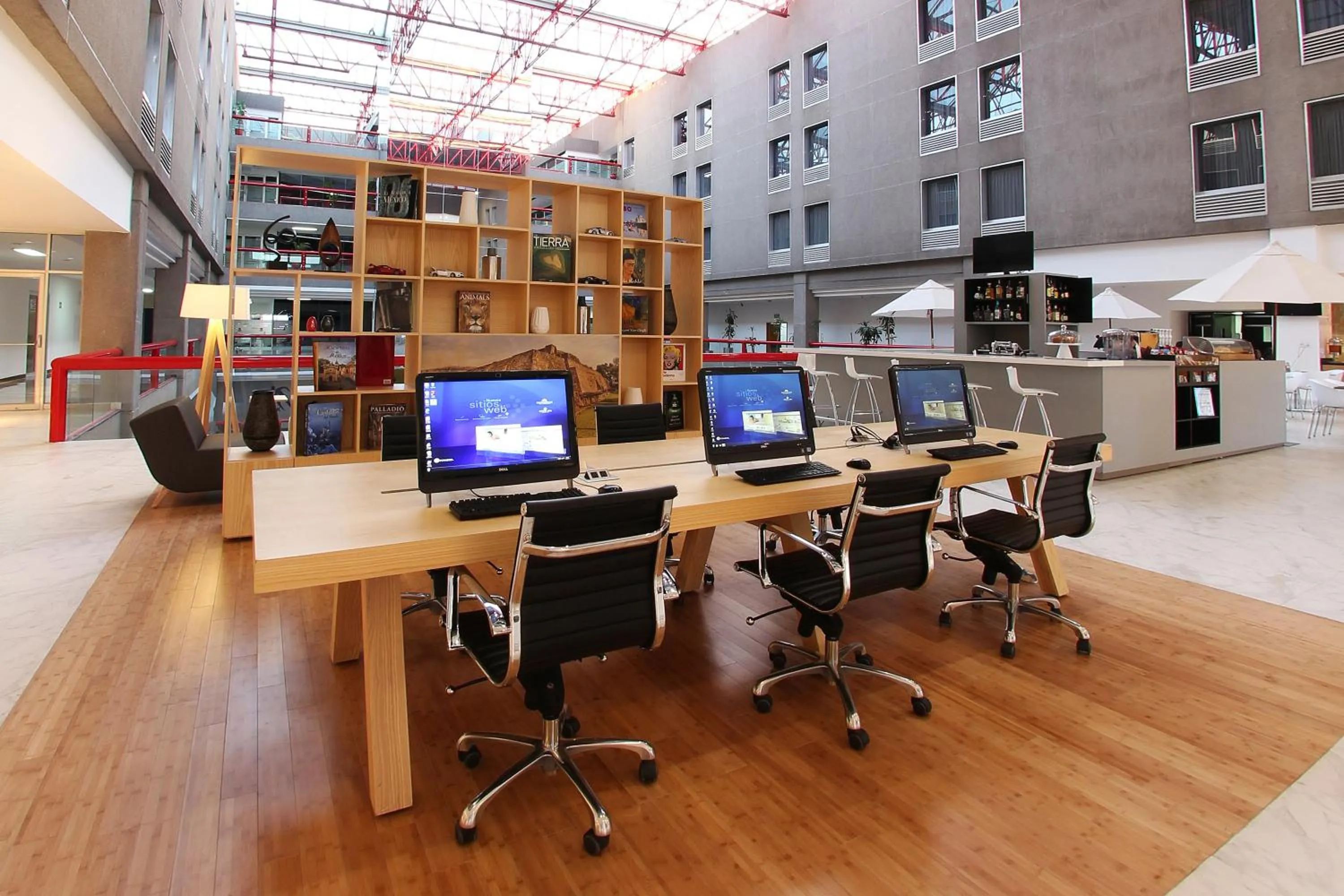 Lobby or reception in Fiesta Inn Tlalnepantla