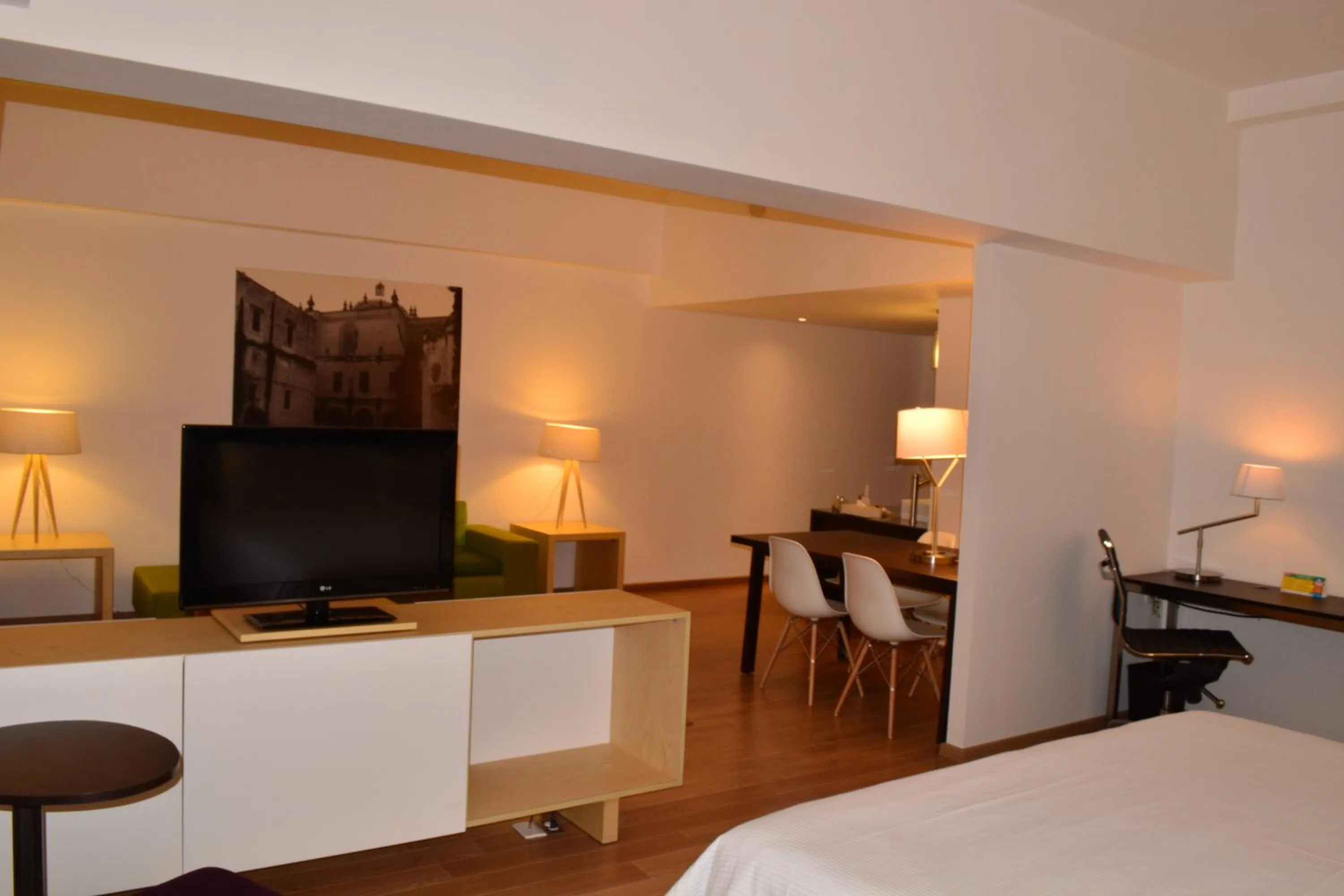 Other, Bed in Fiesta Inn Tlalnepantla