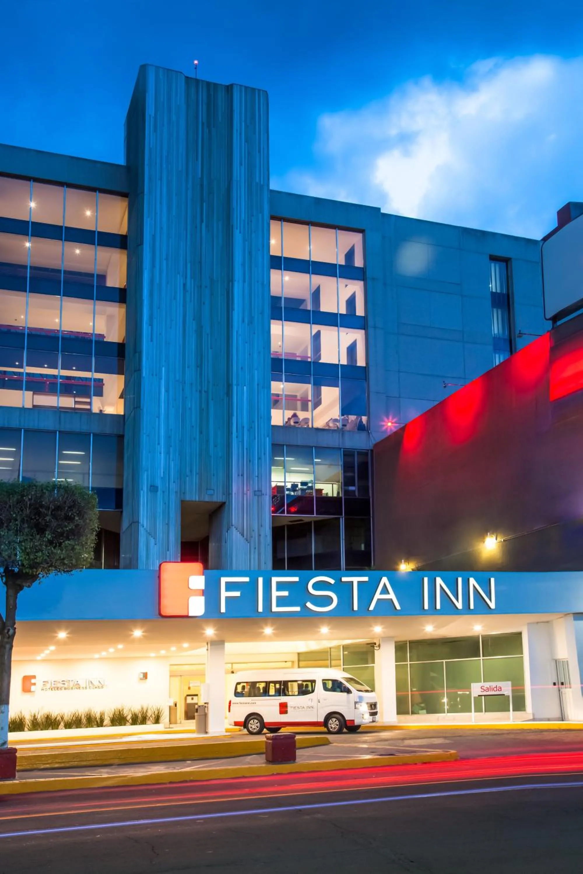 Property building in Fiesta Inn Tlalnepantla