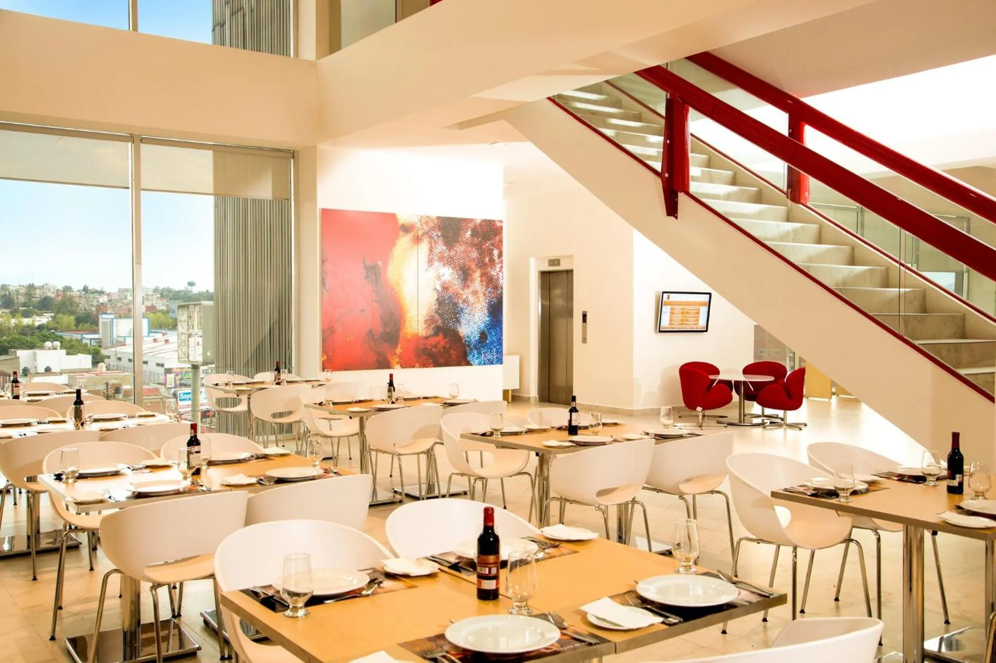 Restaurant/places to eat in Fiesta Inn Tlalnepantla