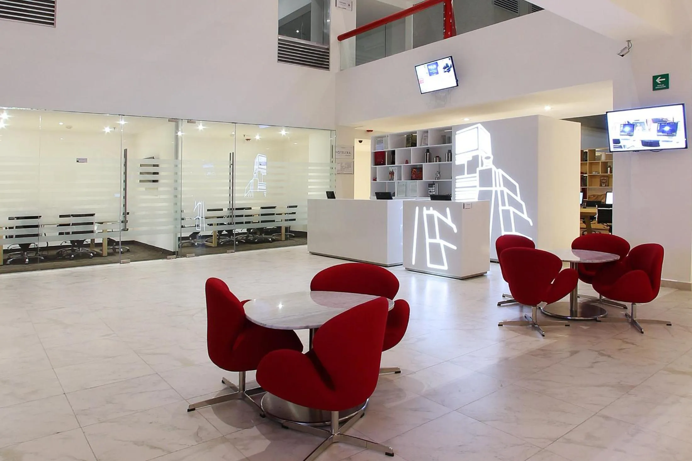 Lobby or reception in Fiesta Inn Tlalnepantla