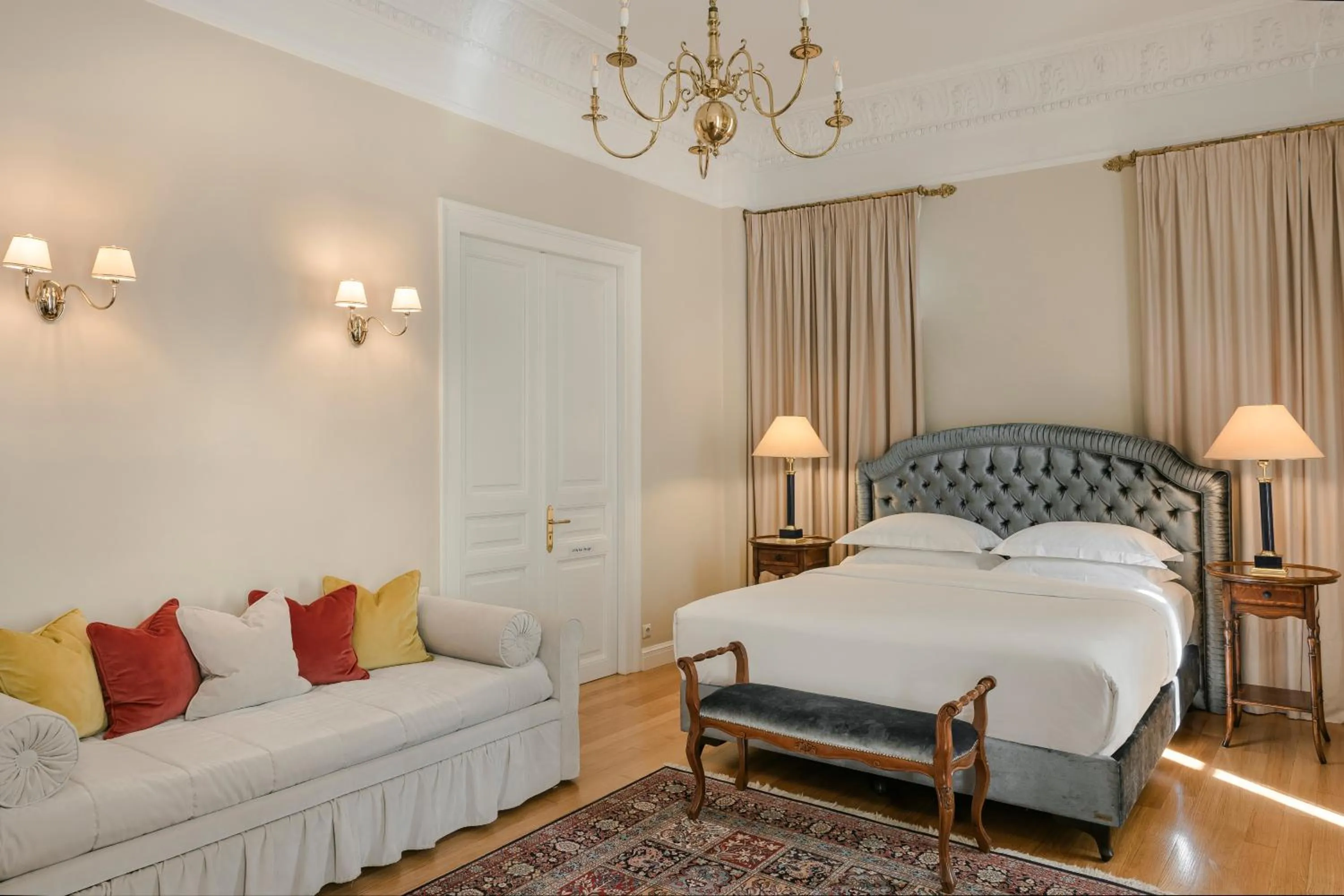 Bedroom, Bed in Noble Suites