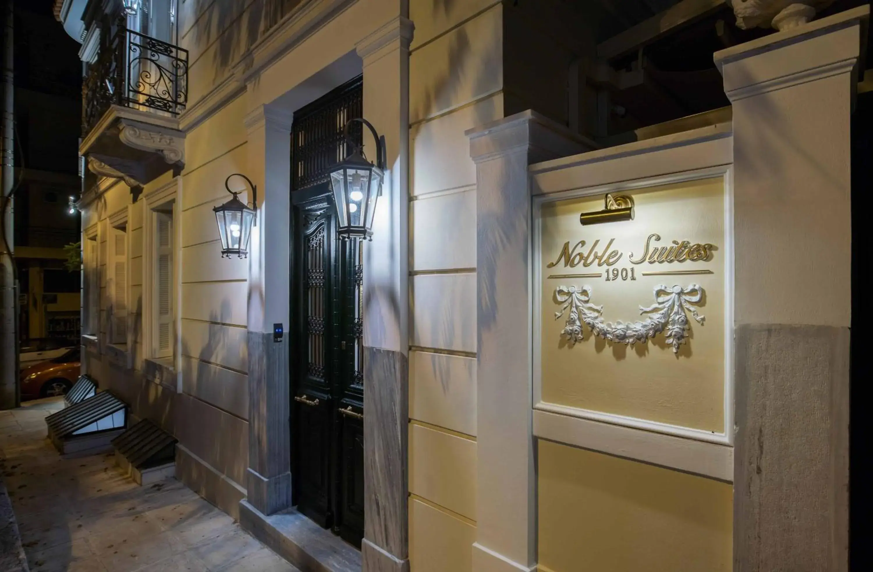 Facade/entrance in Noble Suites Facade/entrance in Noble Suites