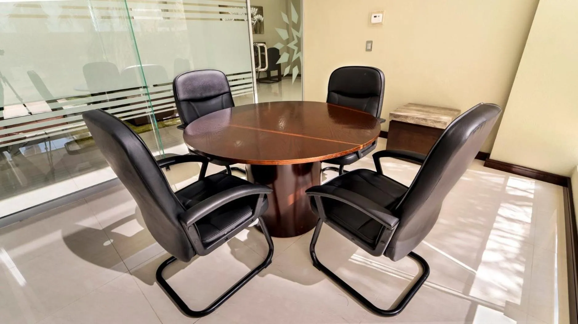 Business facilities in Altavista Hotel