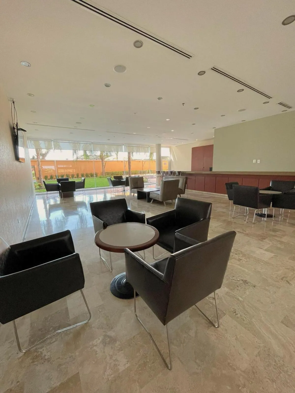 Lounge or bar in Altavista Hotel
