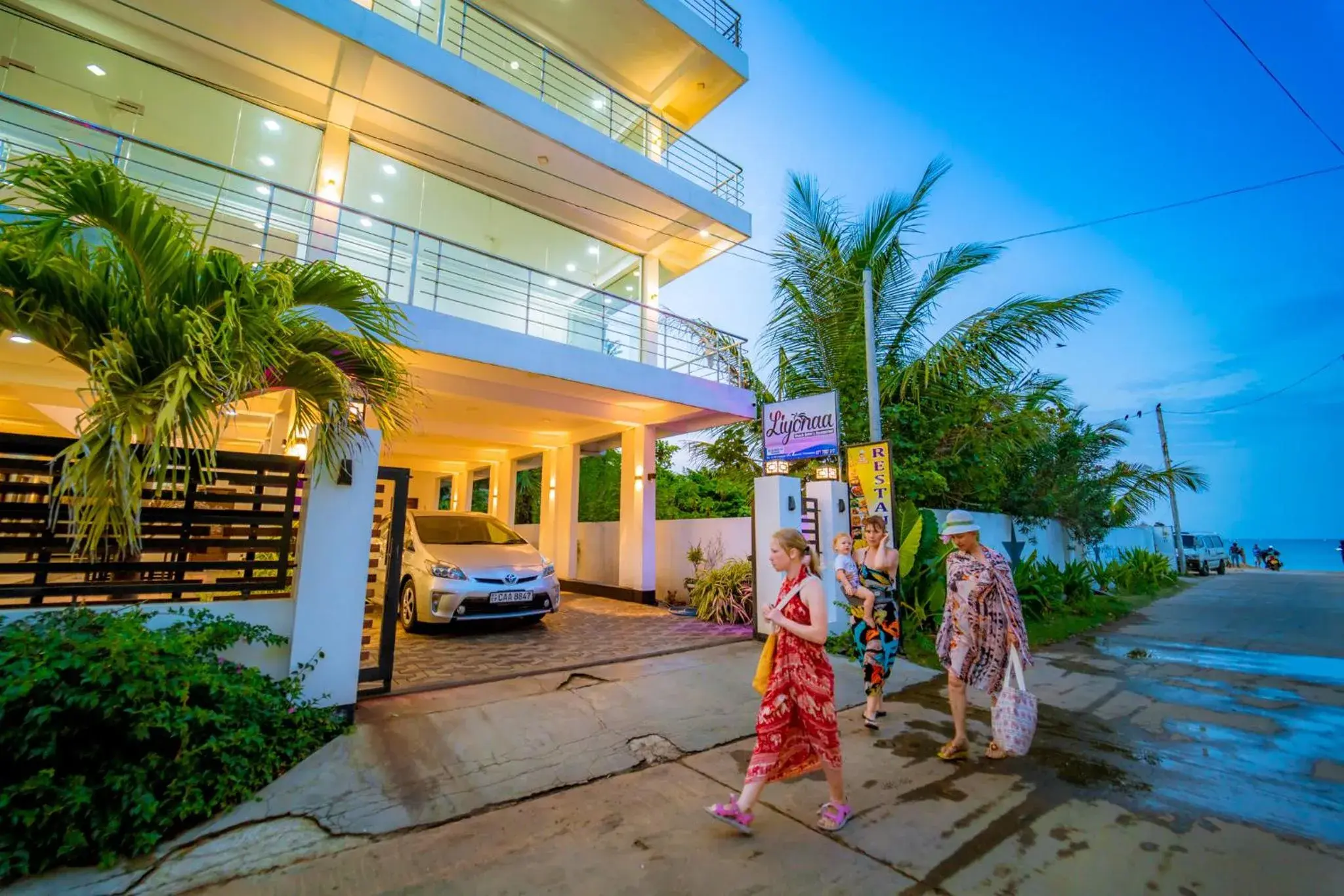 Liyonaa Beach Hotel Liyonaa Beach Hotel