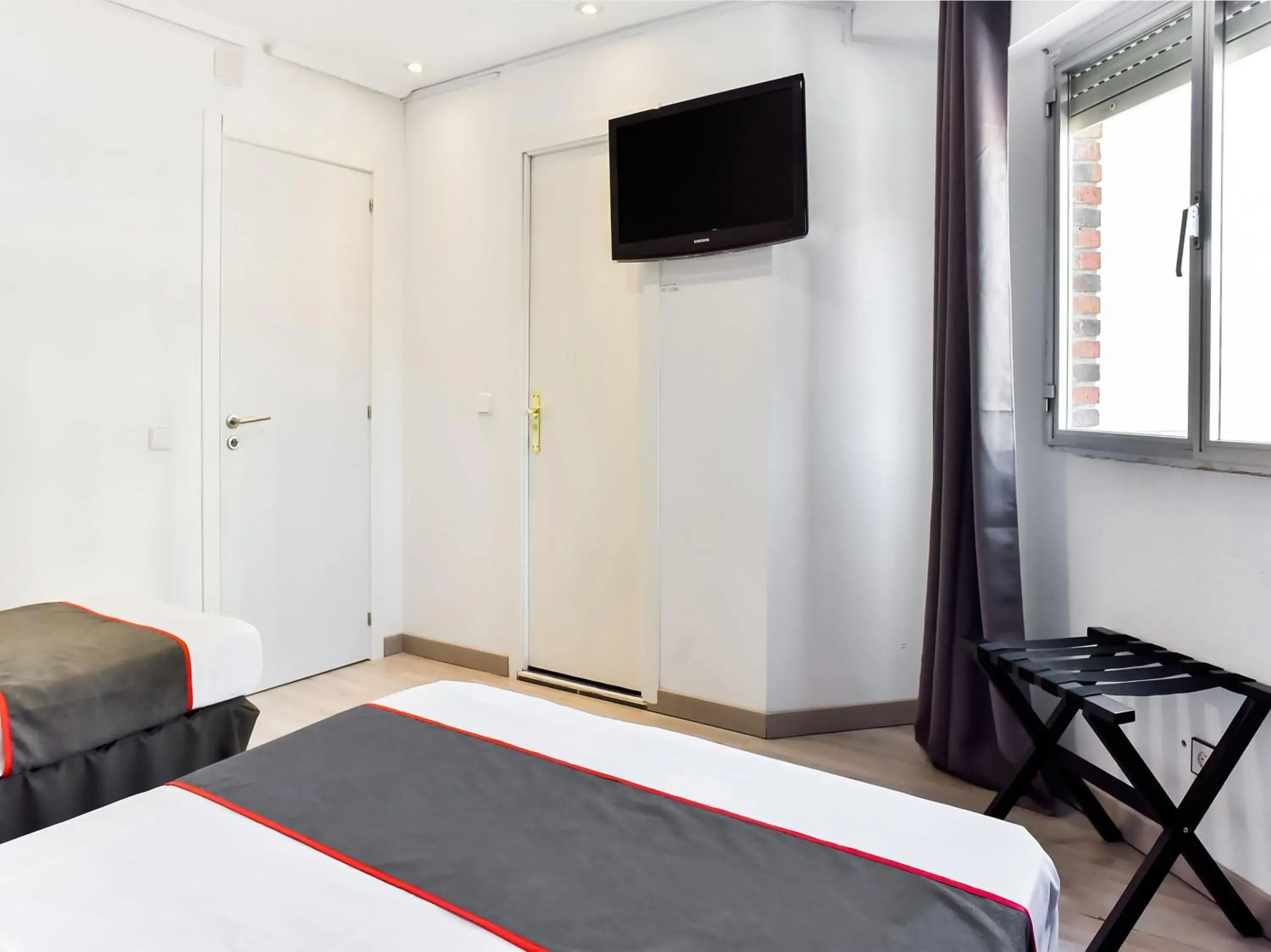 Communal lounge/ TV room, Bed in Hello Feria Communal lounge/ TV room, Bed in Hello Feria