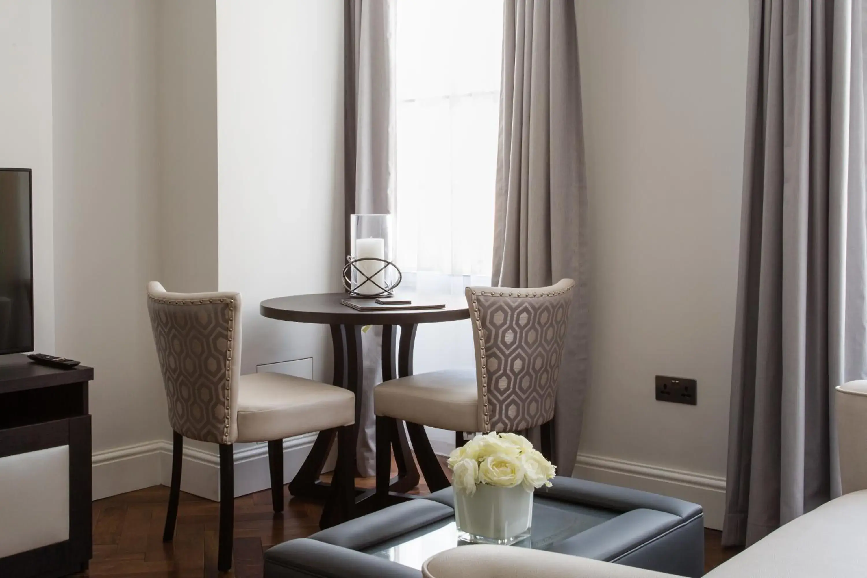 Living room in Baker Street by Viridian Apartments Living room in Baker Street by Viridian Apartments