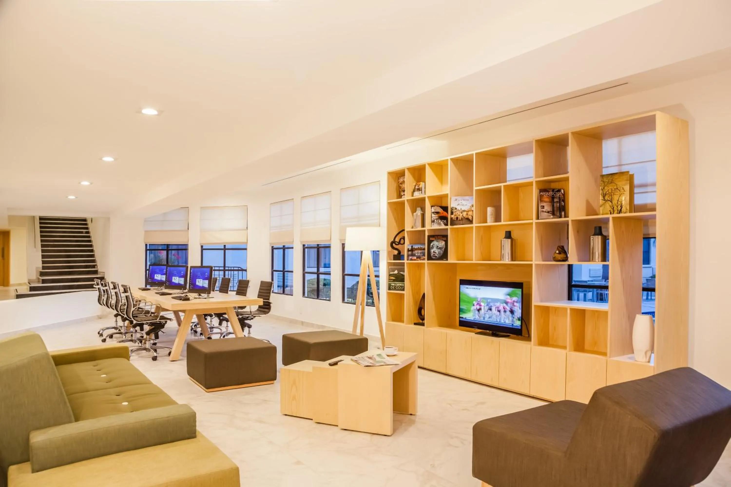 Lounge or bar in Fiesta Inn Saltillo