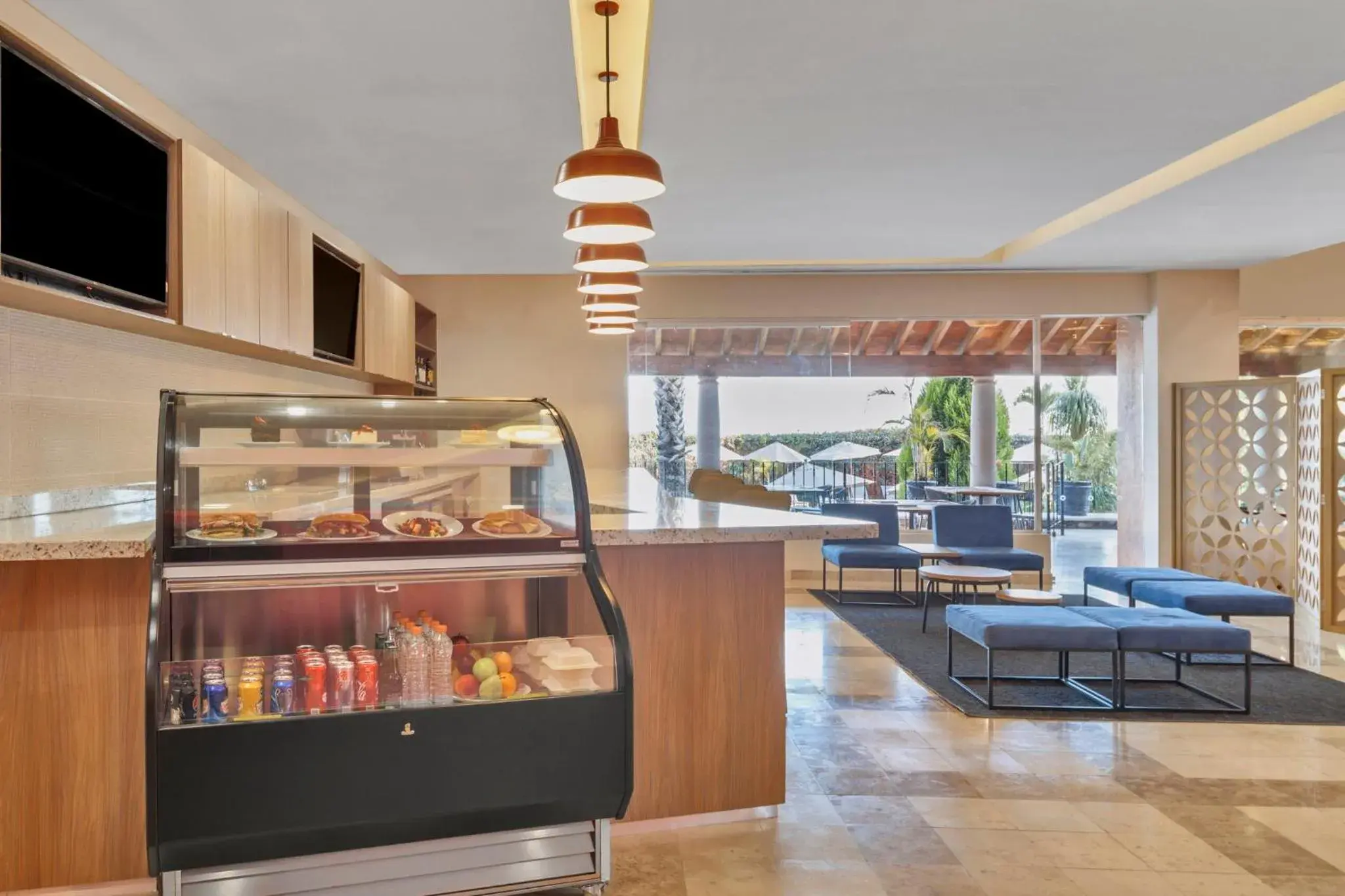 Lounge or bar in Fiesta Inn Cuernavaca Lounge or bar in Fiesta Inn Cuernavaca