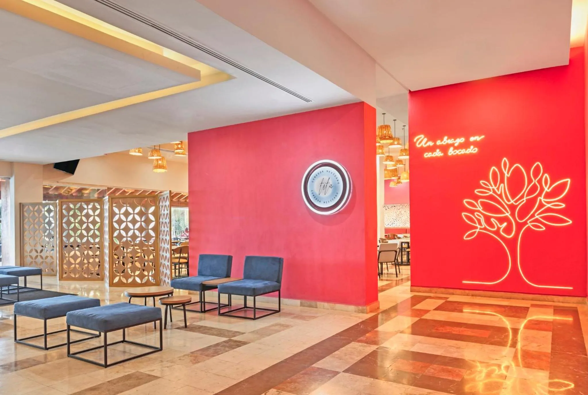 Restaurant/places to eat in Fiesta Inn Cuernavaca