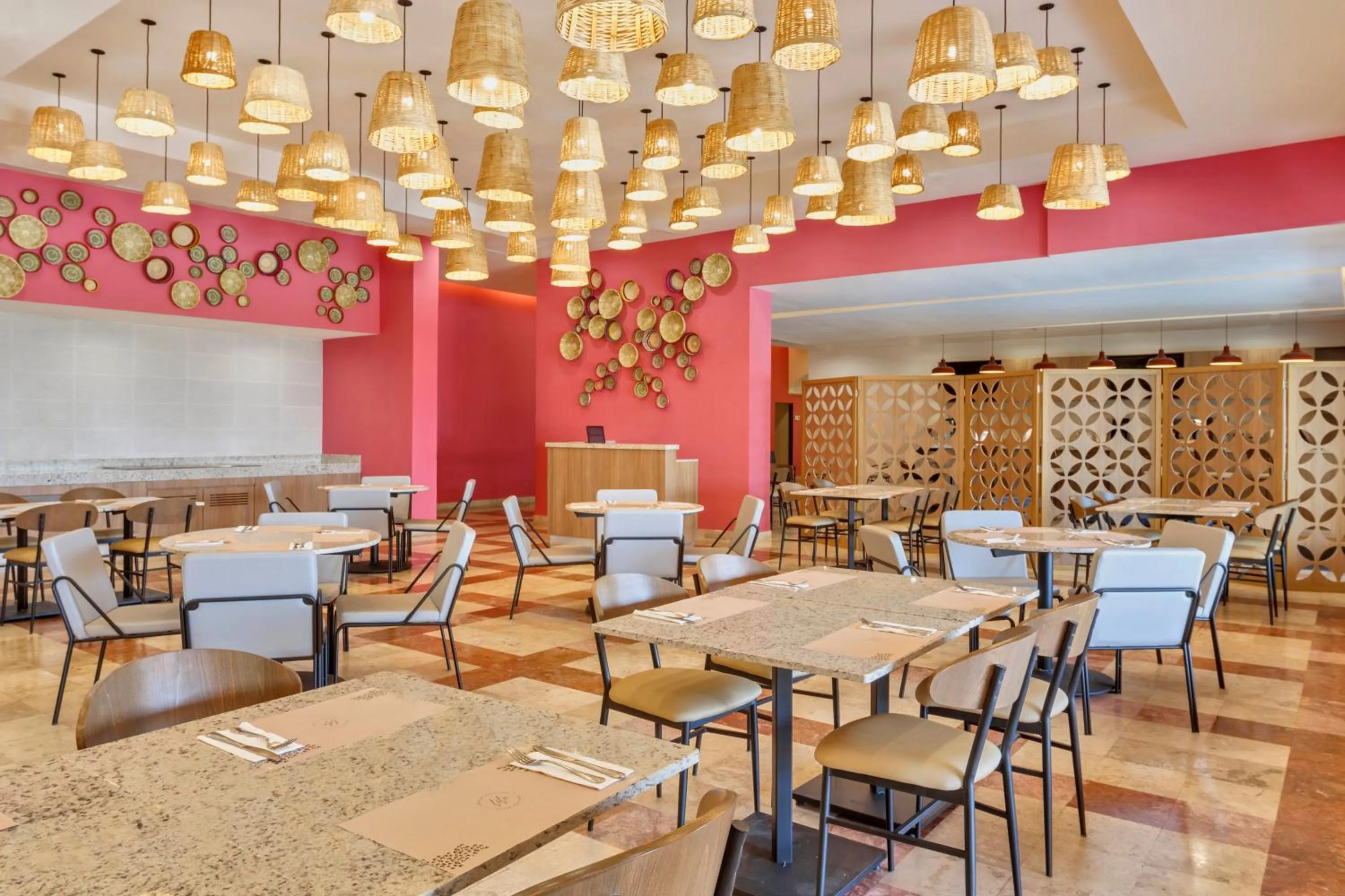 Restaurant/places to eat in Fiesta Inn Cuernavaca