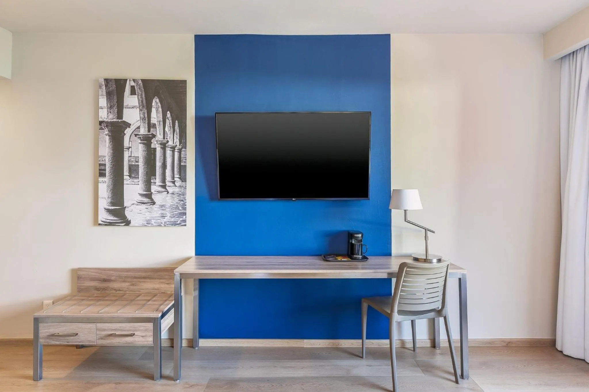 Bathroom in Fiesta Inn Cuernavaca