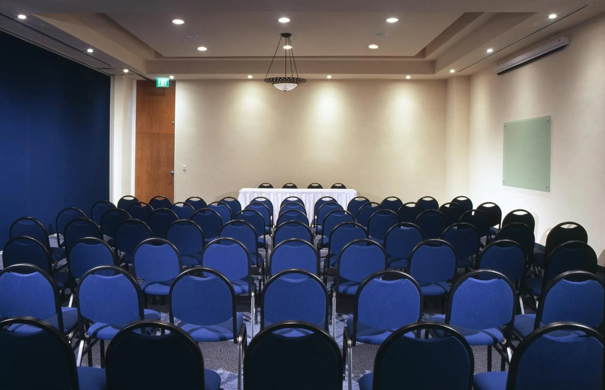 Lobby or reception in Fiesta Inn Cuernavaca