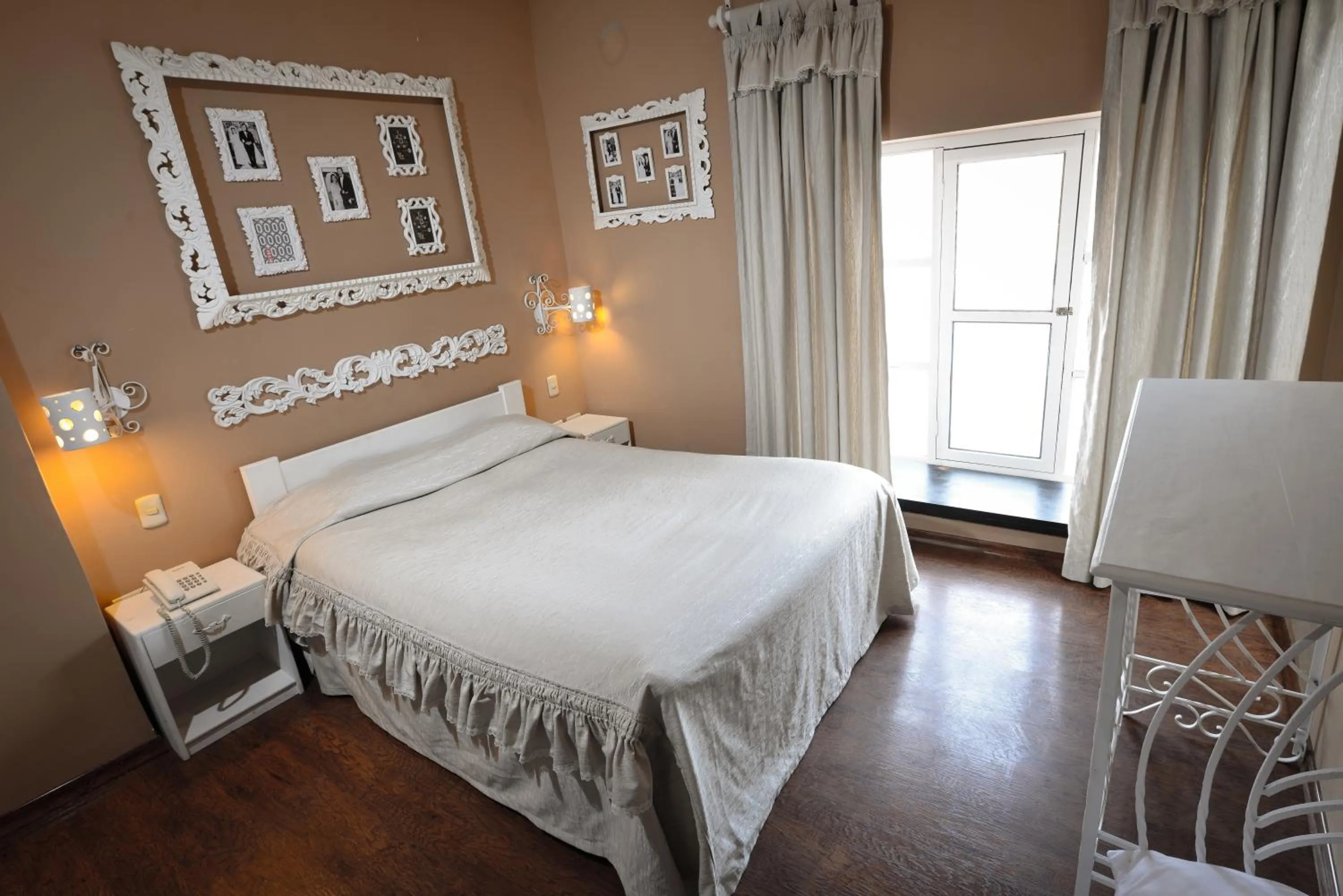 Photo of the whole room, Bed in Tika Wasi Casa Boutique