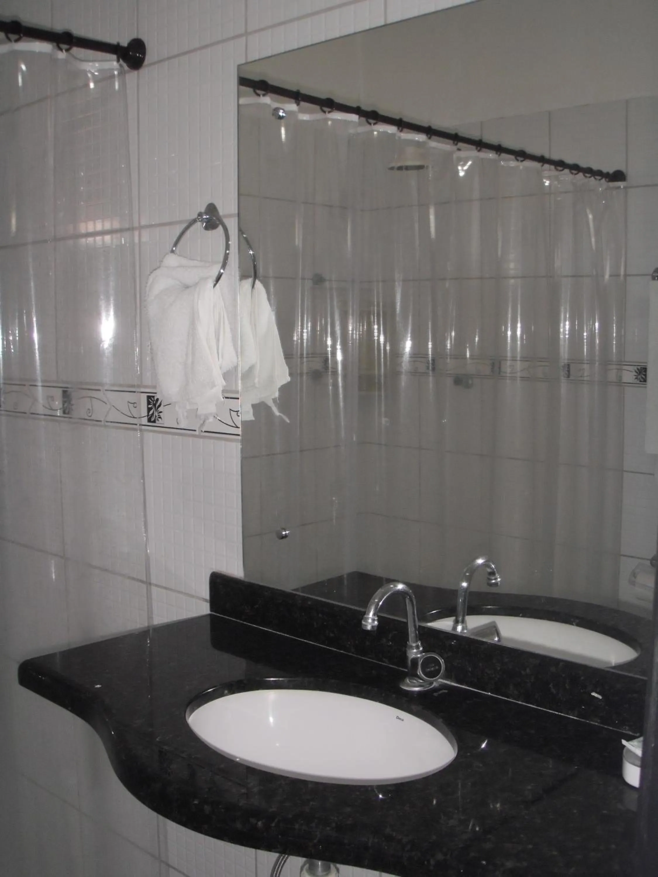 Bathroom in Pousada Jagatá