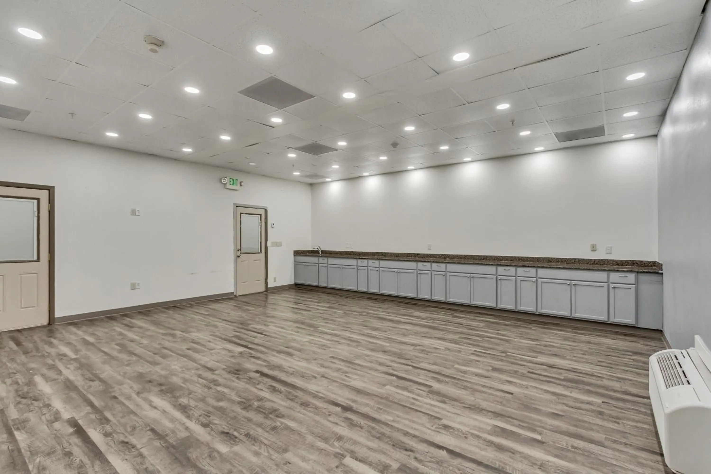 Meeting/conference room in Clarion Inn Salt Lake City Airport