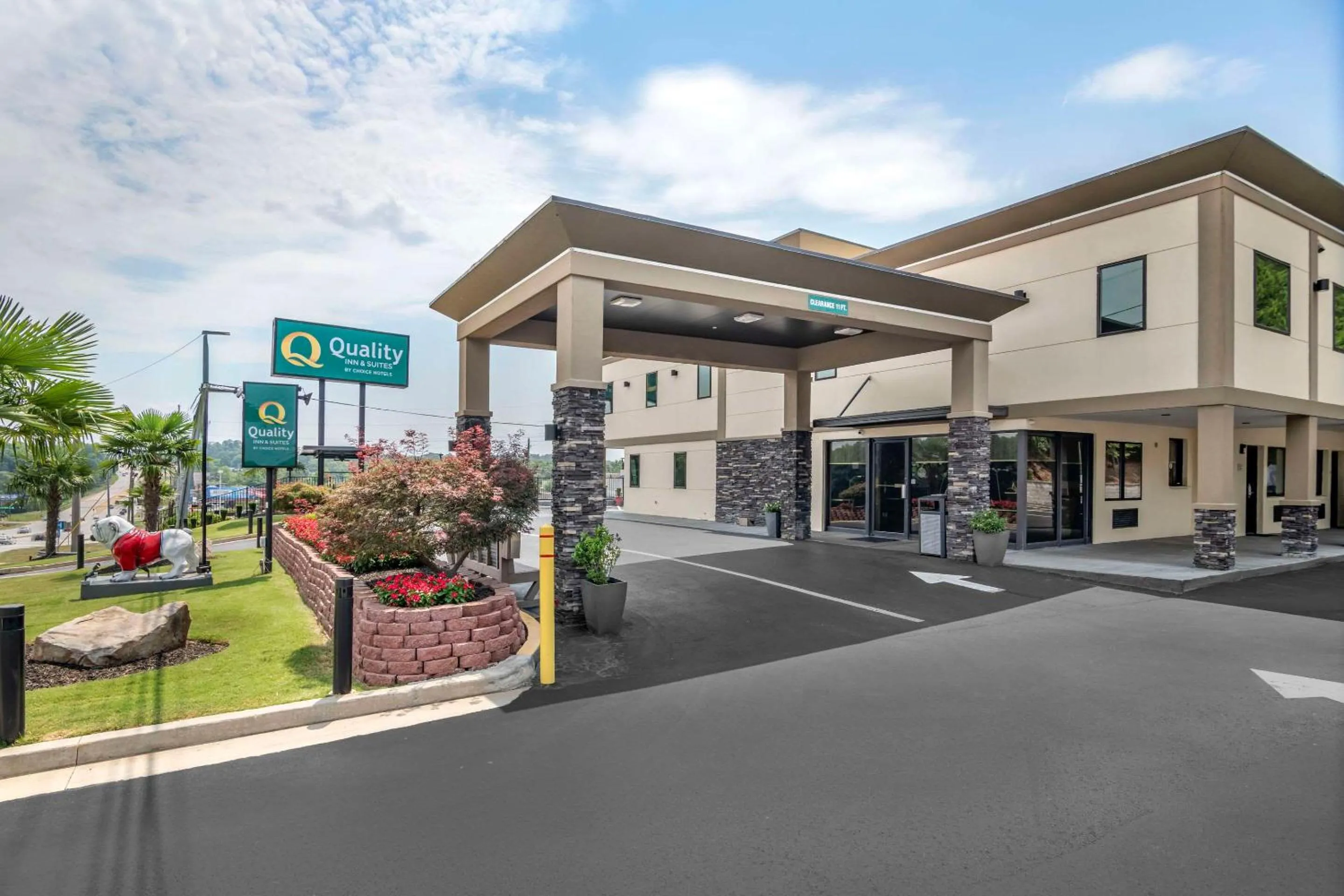 Property building in Quality Inn & Suites Athens University Area