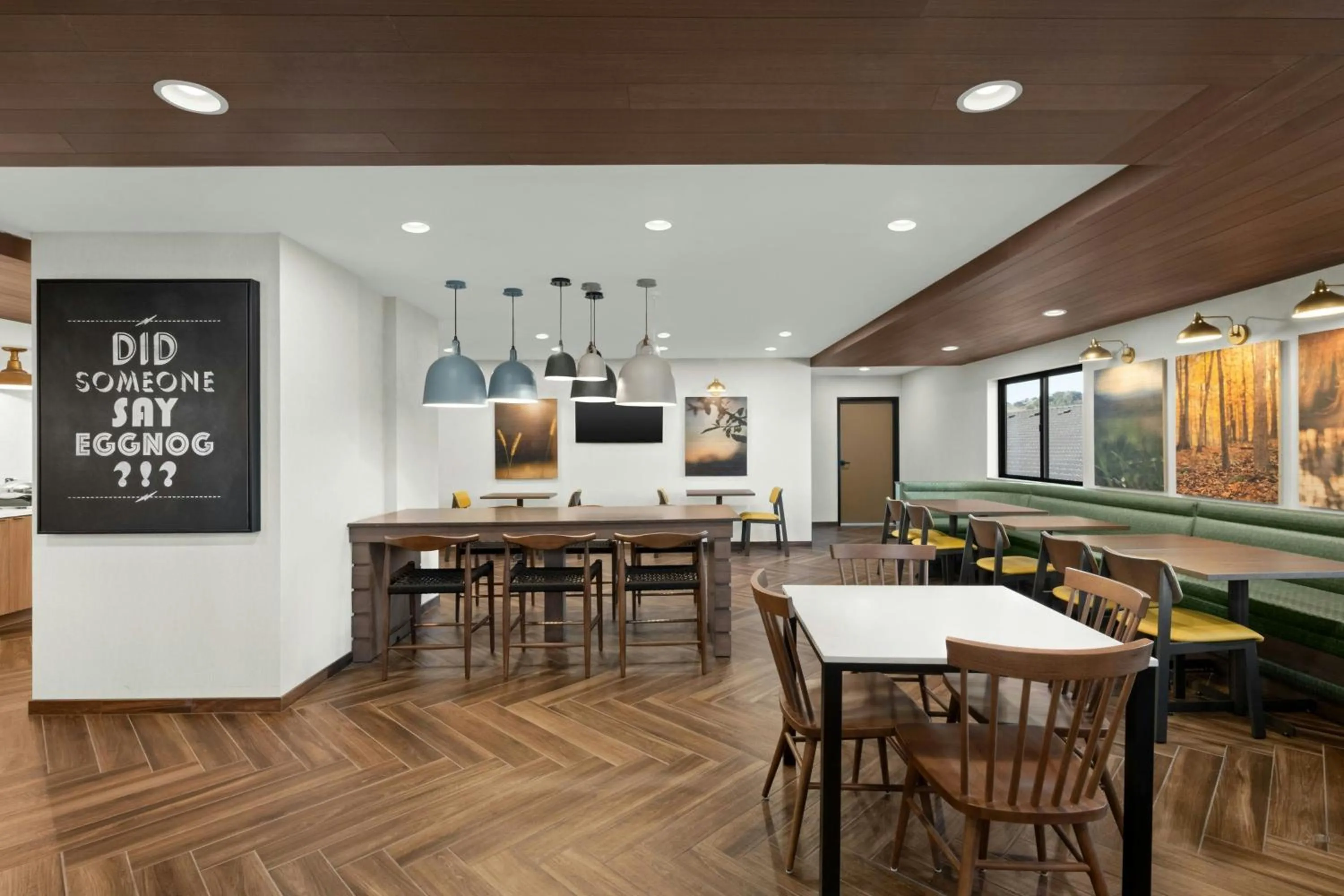 Breakfast in Fairfield by Marriott Inn & Suites Atascadero