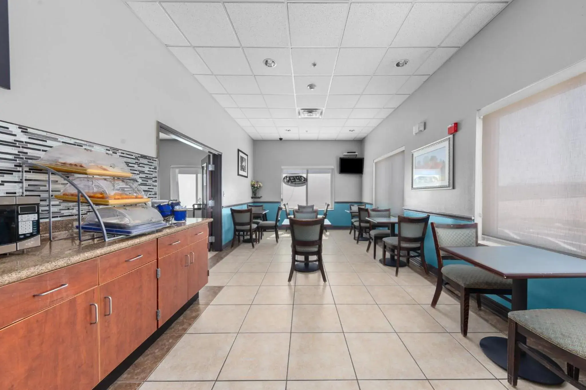 Breakfast in Days Inn by Wyndham Salado Breakfast in Days Inn by Wyndham Salado