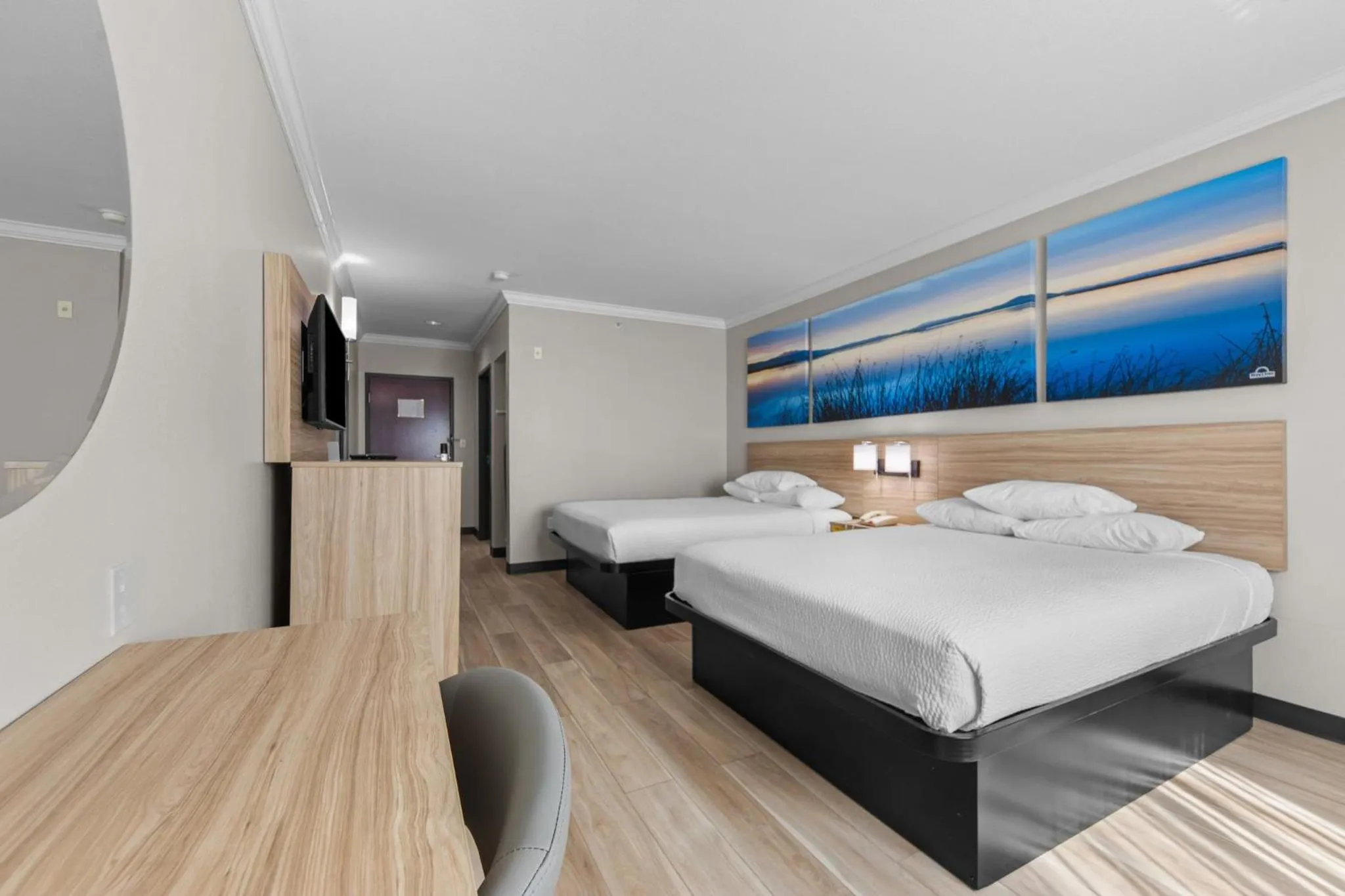 Bedroom, Bed in Days Inn by Wyndham Salado