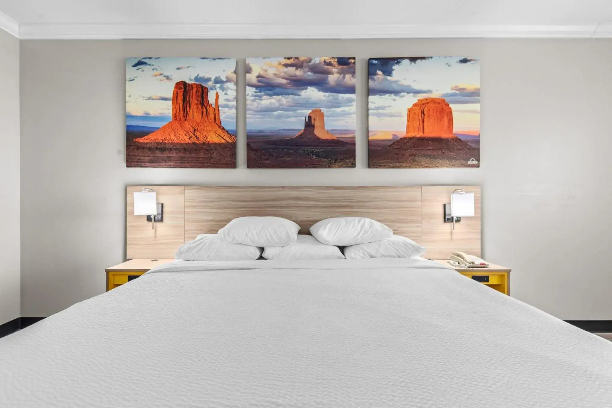 Bedroom, Bed in Days Inn by Wyndham Salado Bedroom, Bed in Days Inn by Wyndham Salado