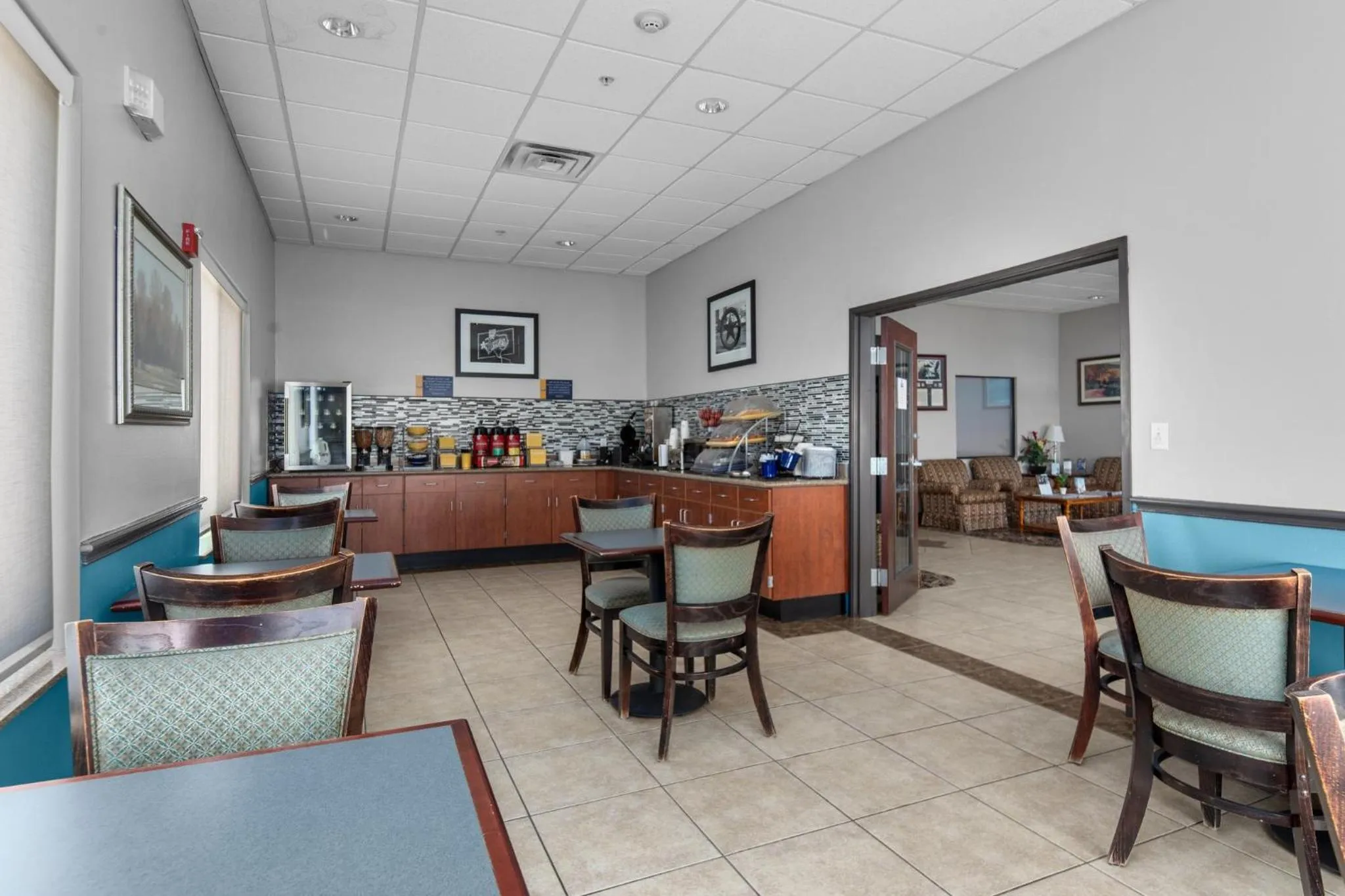 Breakfast in Days Inn by Wyndham Salado