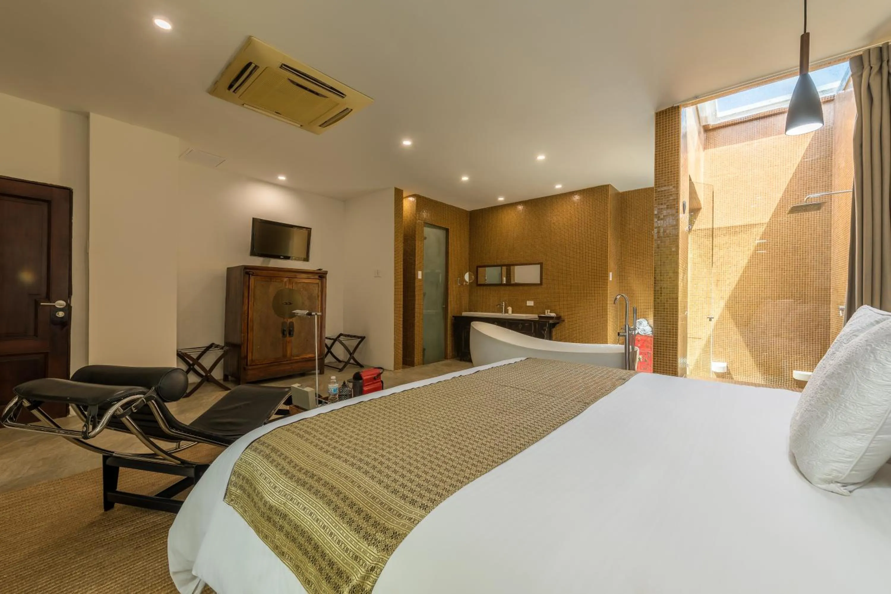 Photo of the whole room, Bed in Casa Harb Hotel Boutique