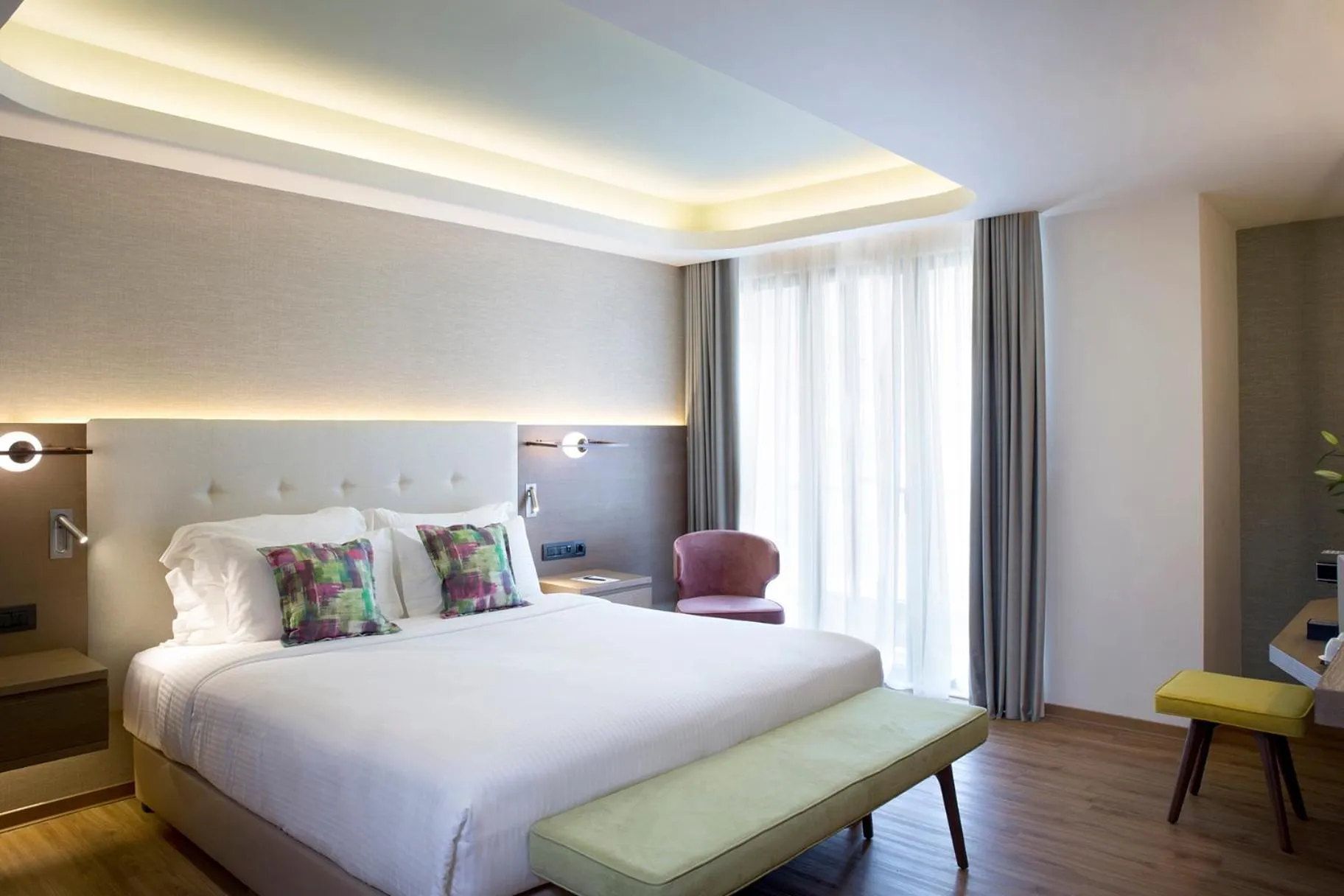 Bed in Zeus Essence Wyndham Athens Residence