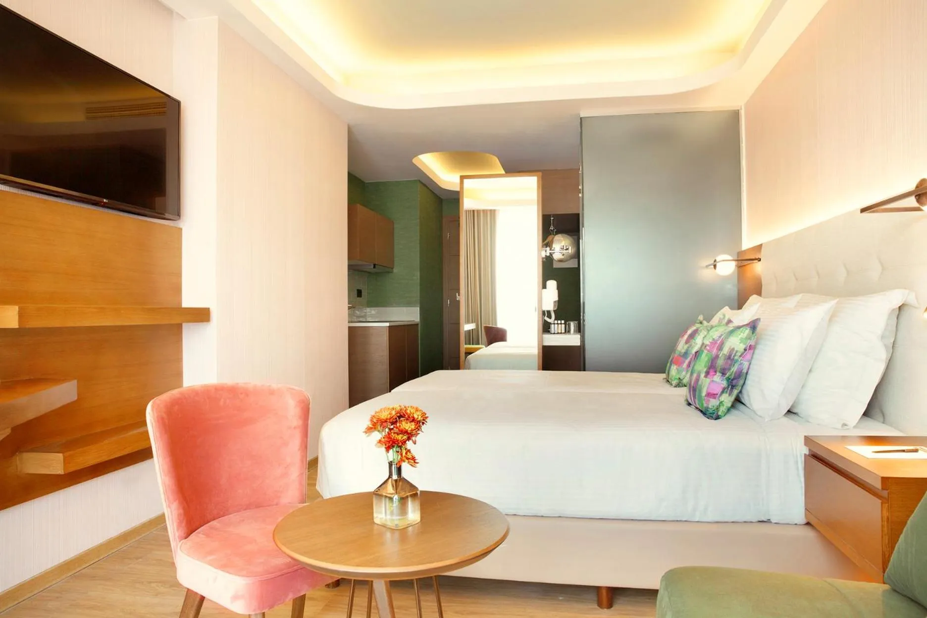 Bed in Zeus Essence Wyndham Athens Residence