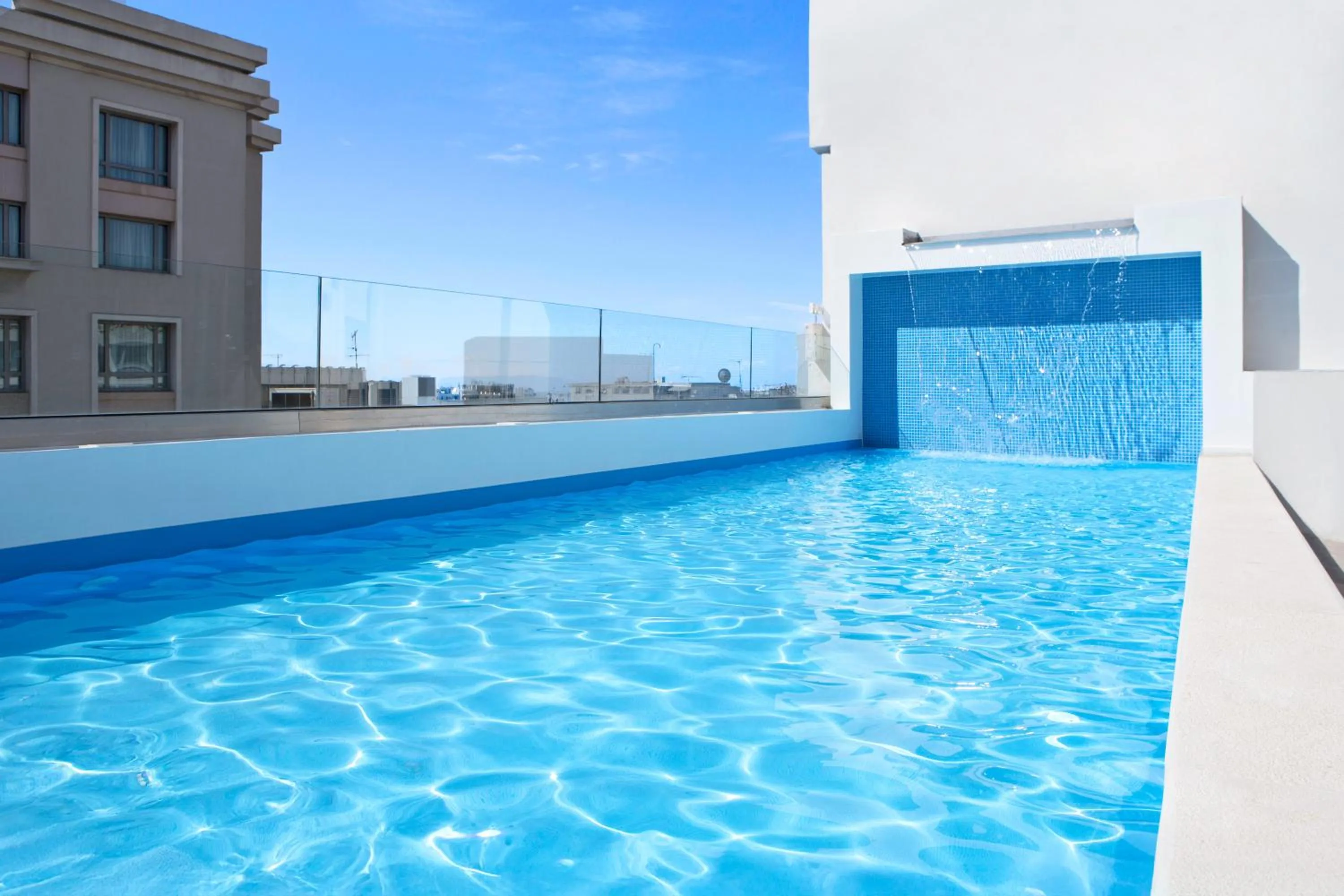 Day in Zeus Essence Wyndham Athens Residence