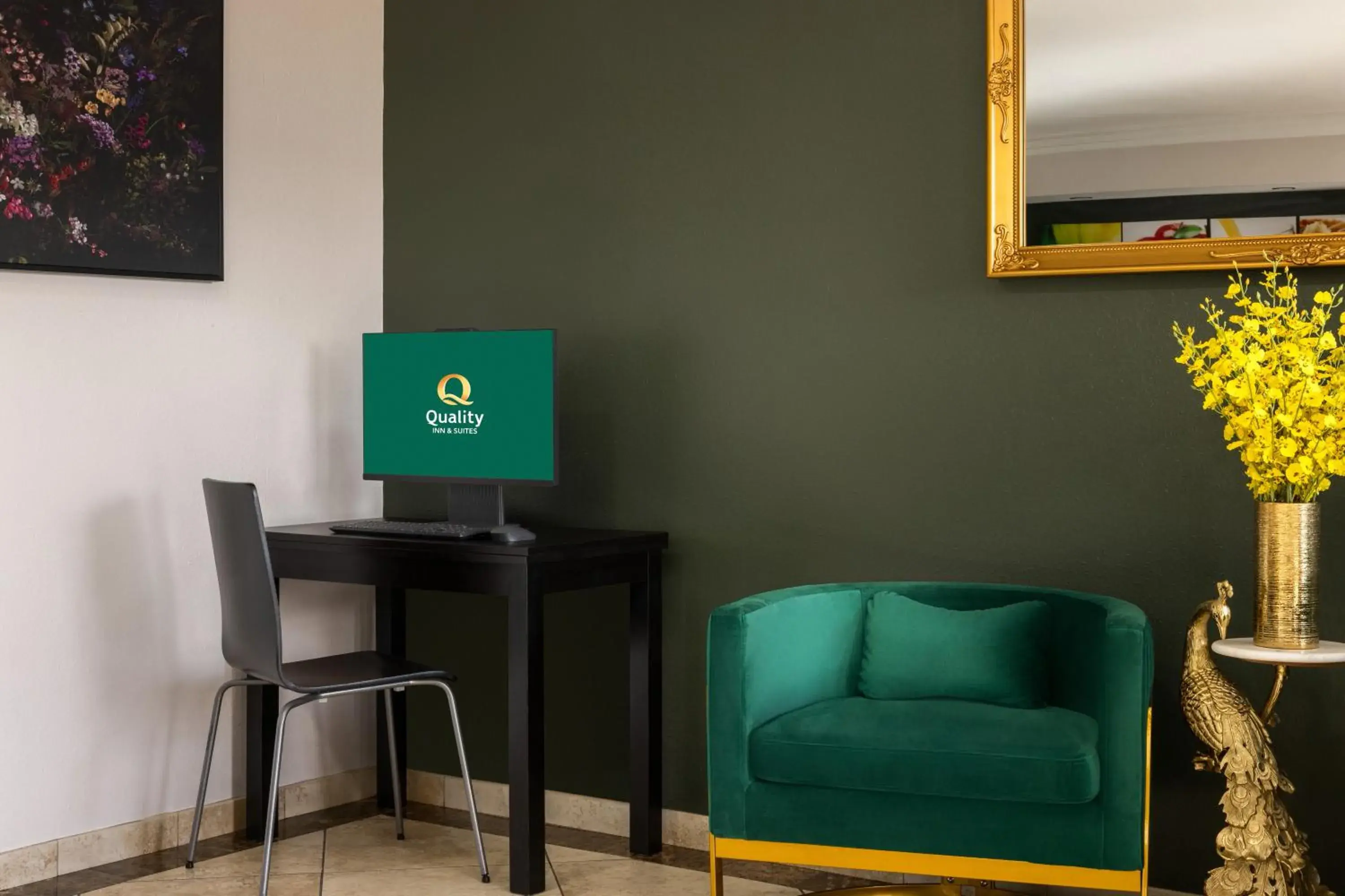 Lobby or reception in Quality Inn Lake Elsinore I-15 Lobby or reception in Quality Inn Lake Elsinore I-15