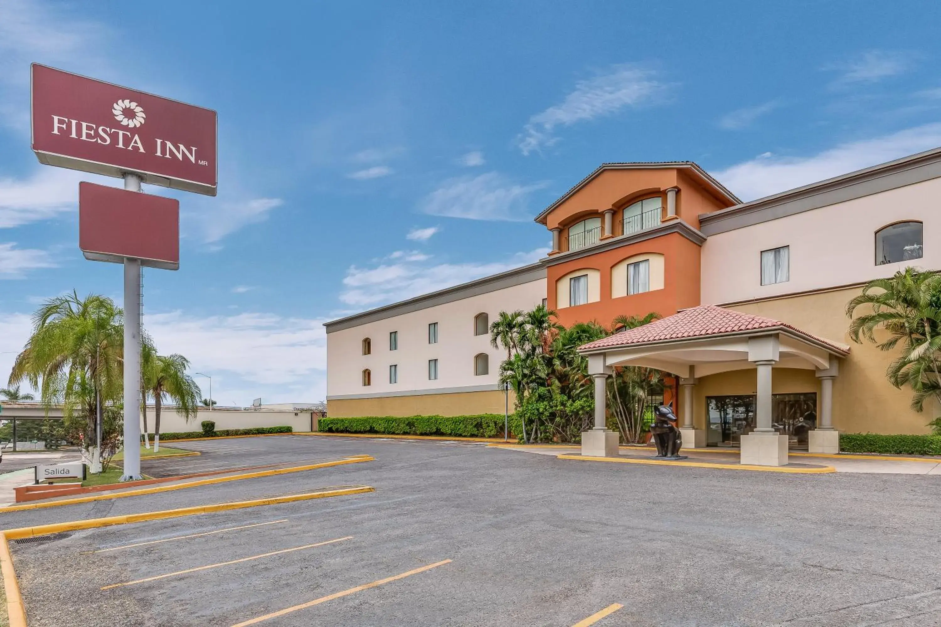 Property building in Fiesta Inn Colima Property building in Fiesta Inn Colima