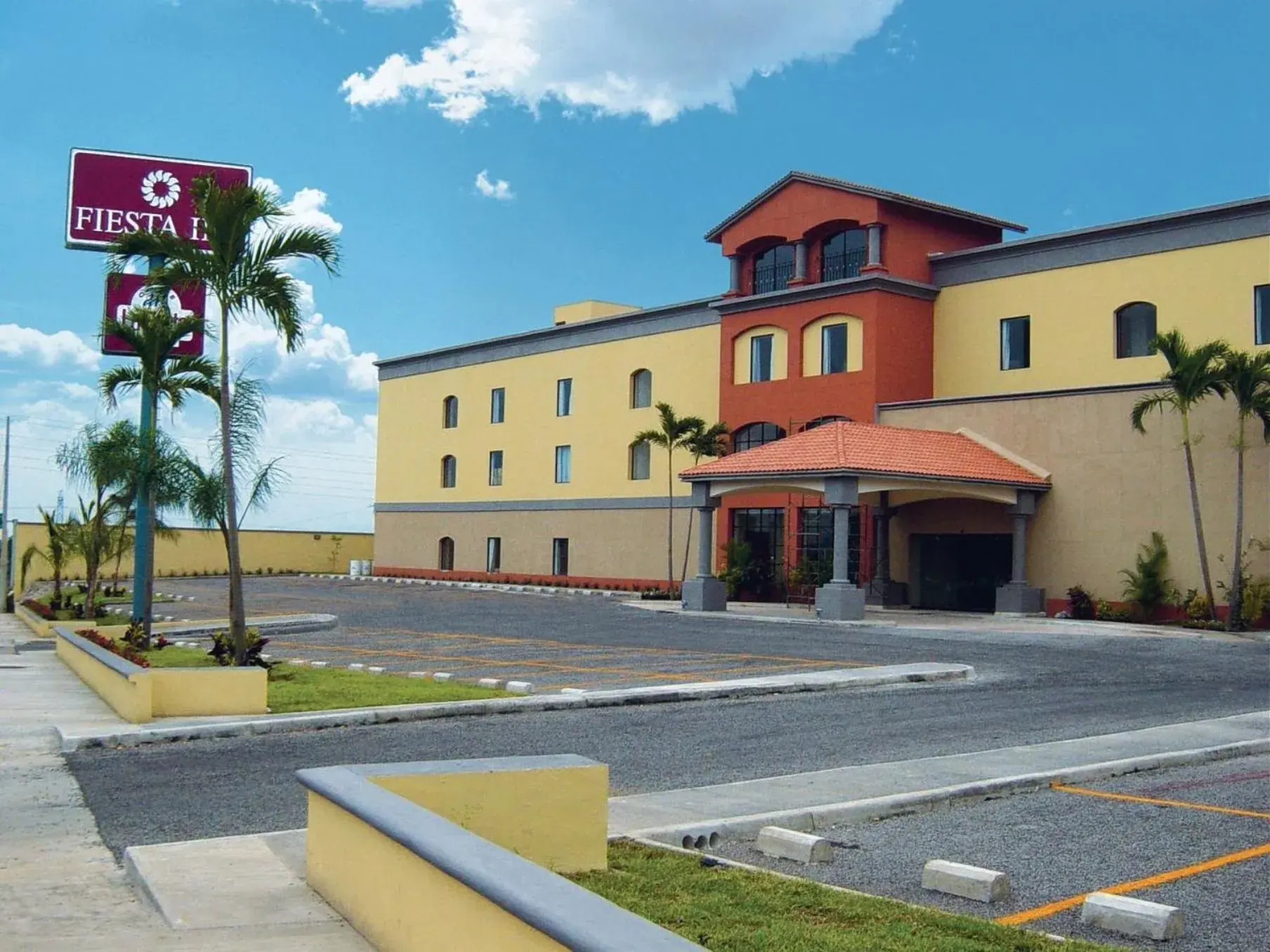 Property building in Fiesta Inn Colima Property building in Fiesta Inn Colima