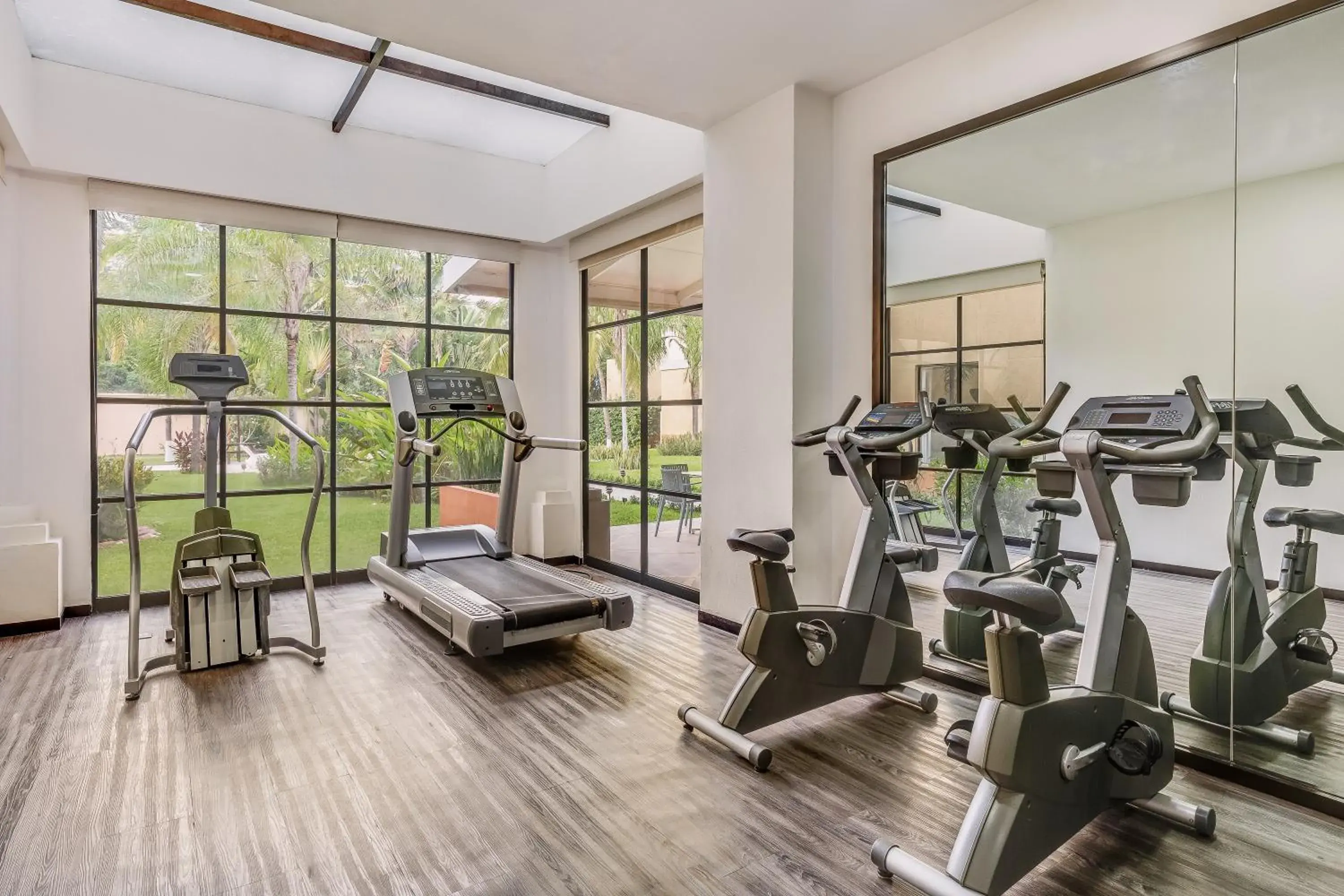 Fitness centre/facilities in Fiesta Inn Colima Fitness centre/facilities in Fiesta Inn Colima