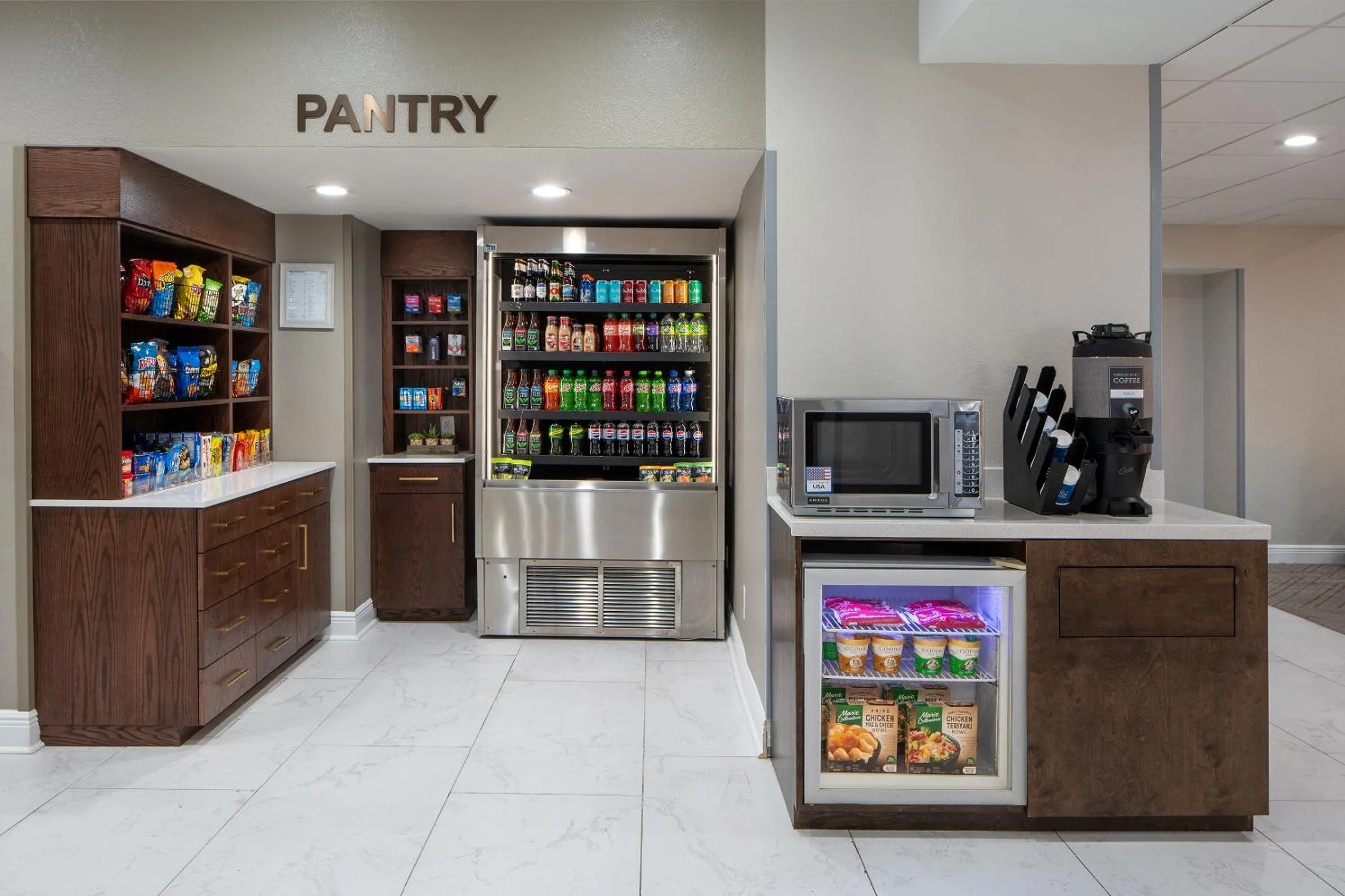 Restaurant/places to eat in Avalon Hotel & Suites Alexandria