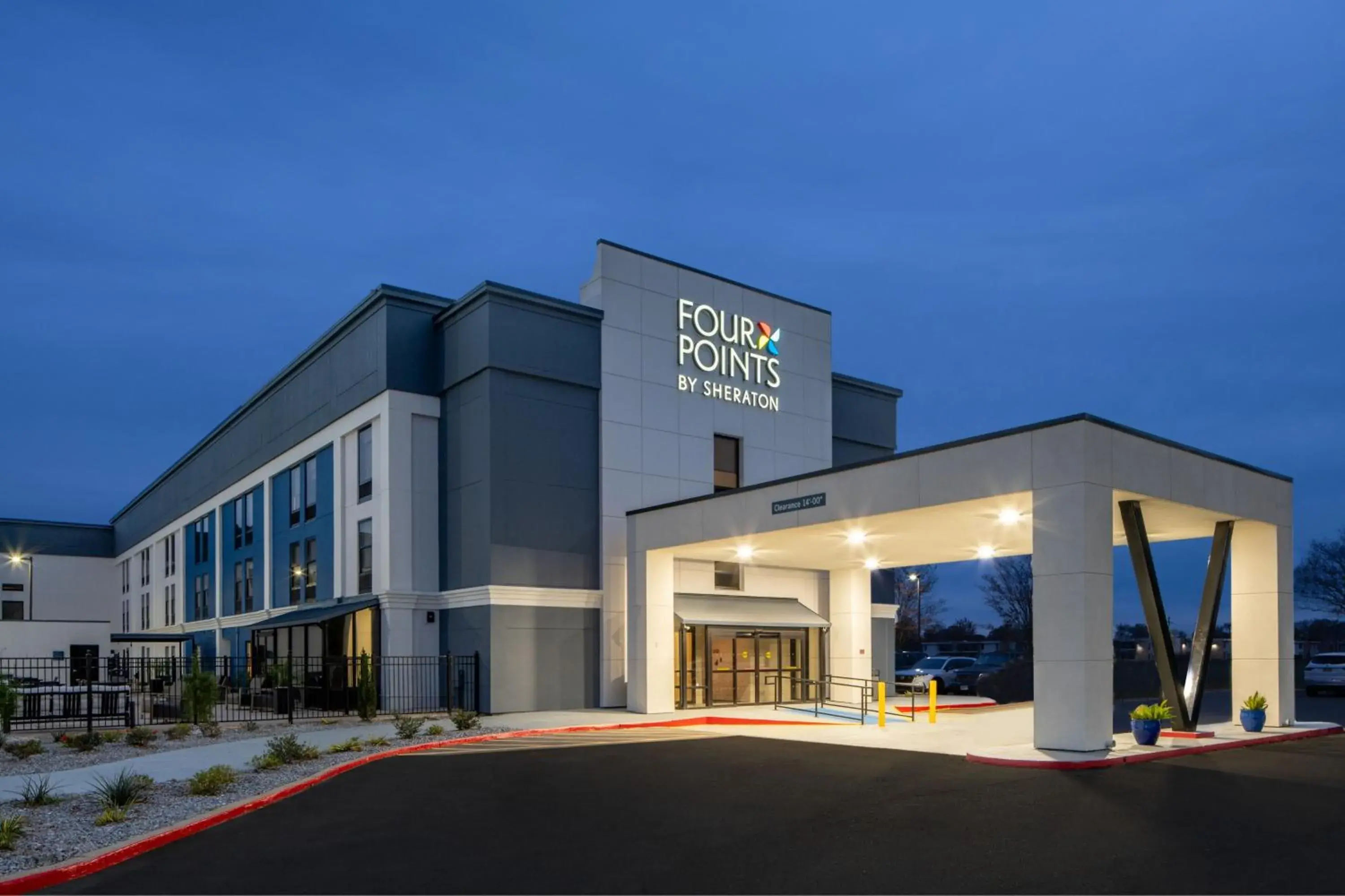 Property building in Avalon Hotel & Suites Alexandria Property building in Avalon Hotel & Suites Alexandria