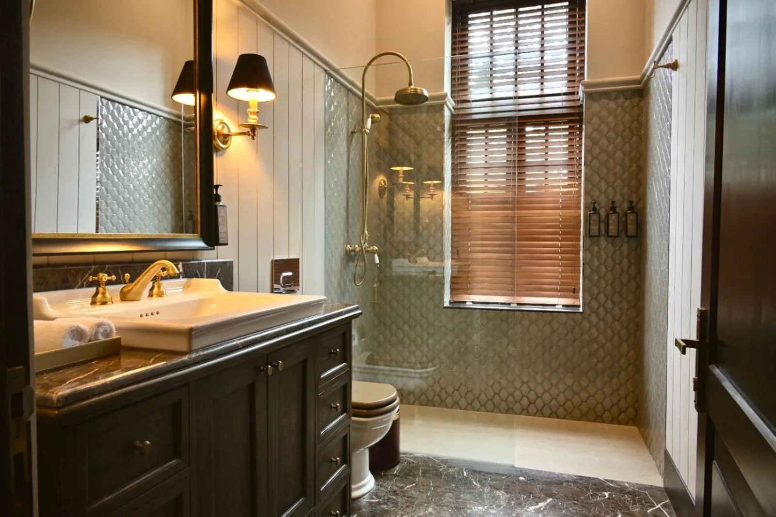 Shower in The Grand Hotel - Heritage Grand