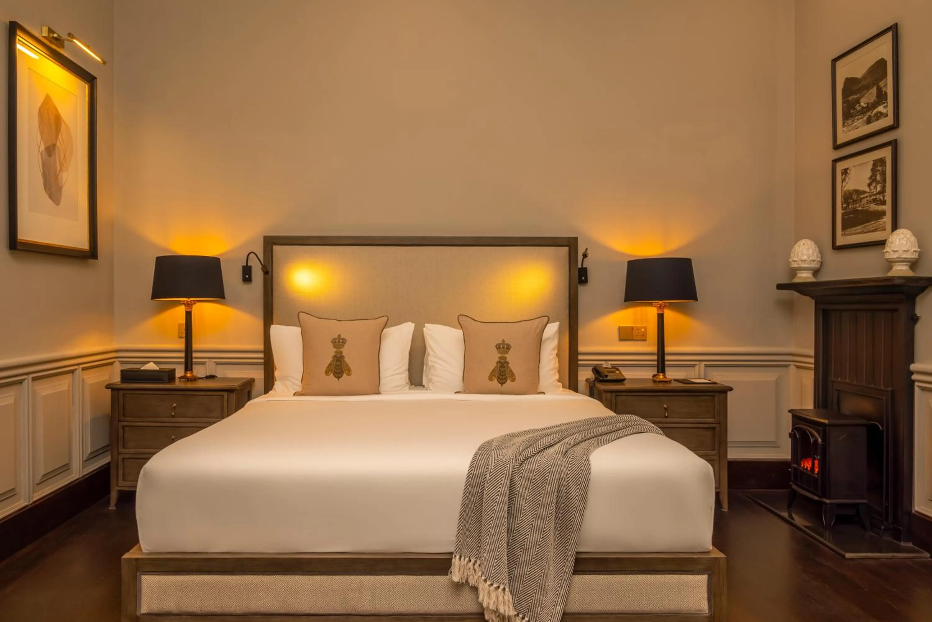 Bed in The Grand Hotel - Heritage Grand