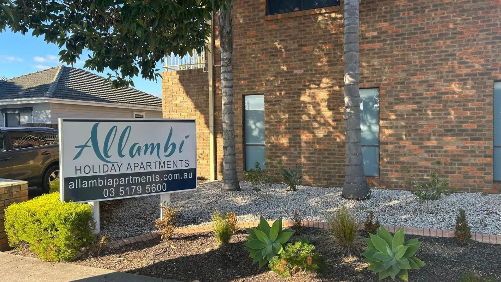 Logo/Certificate/Sign in Allambi Holiday Apartments