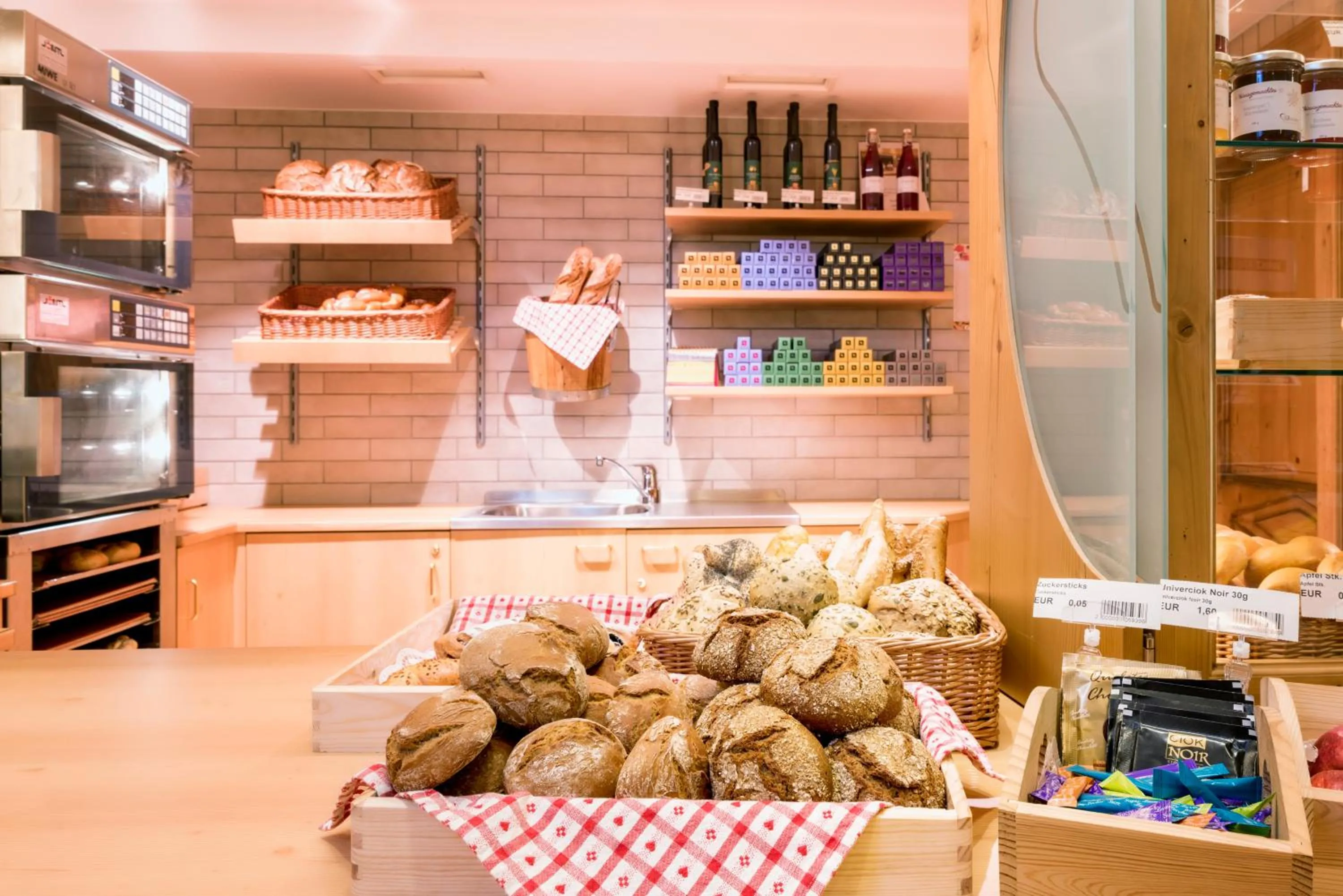 On-site shops in Hapimag Ferienwohnungen St Michael