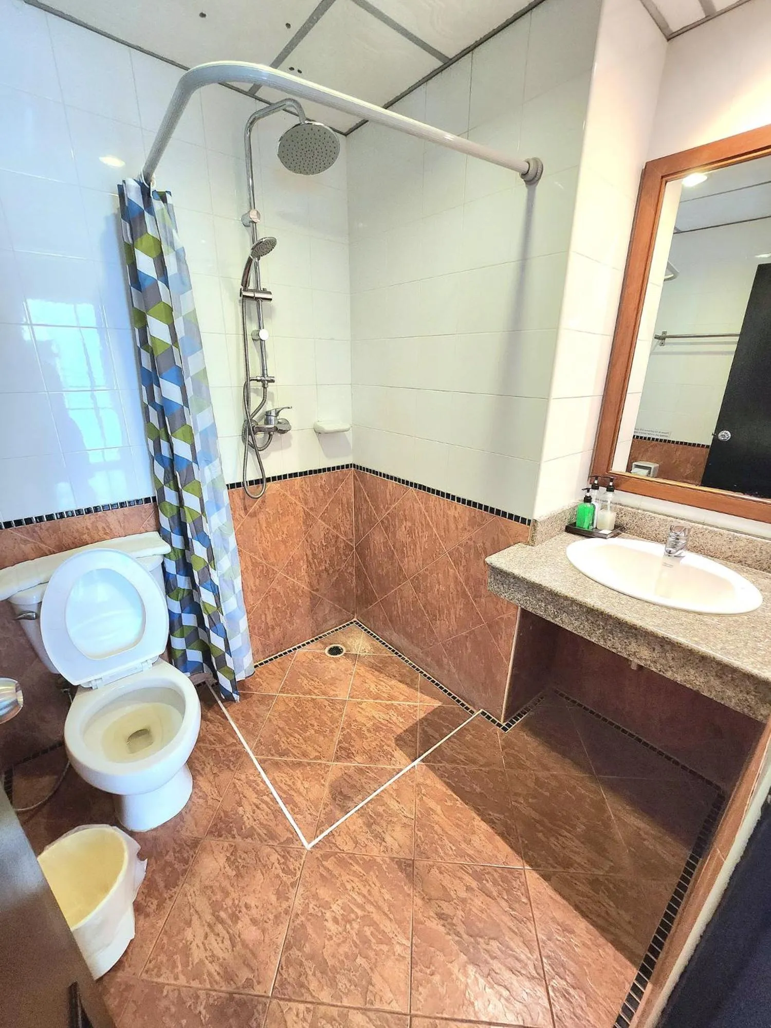 Bathroom in Sea Front Home Hotel - Patong Beach